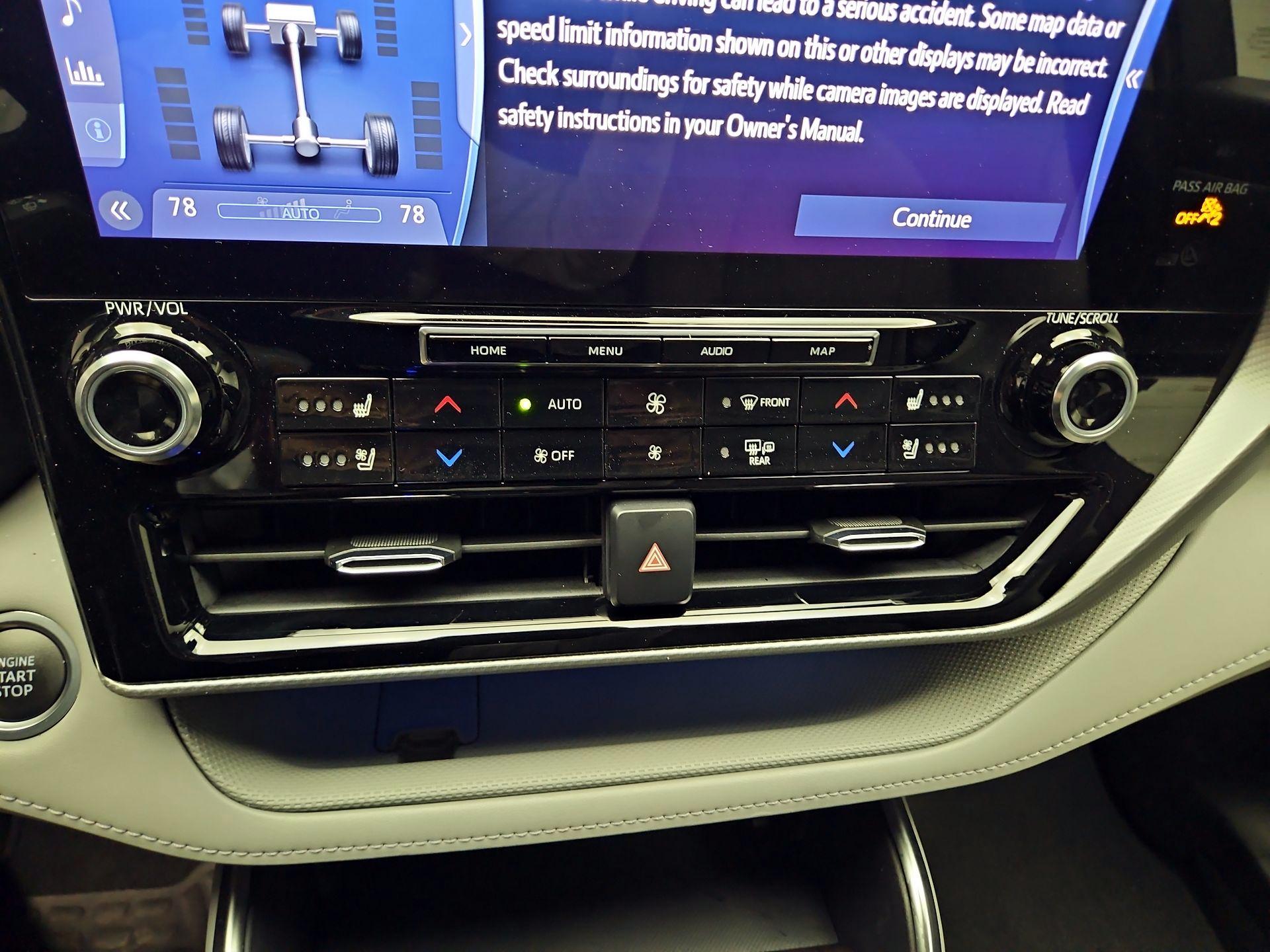 Thumbnail: 2020 Toyota Highlander - 17
