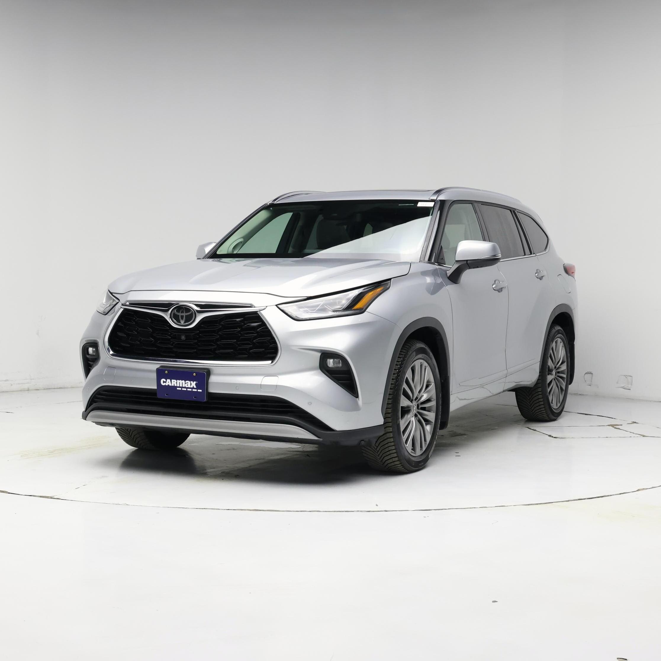 Thumbnail: 2020 Toyota Highlander - 4