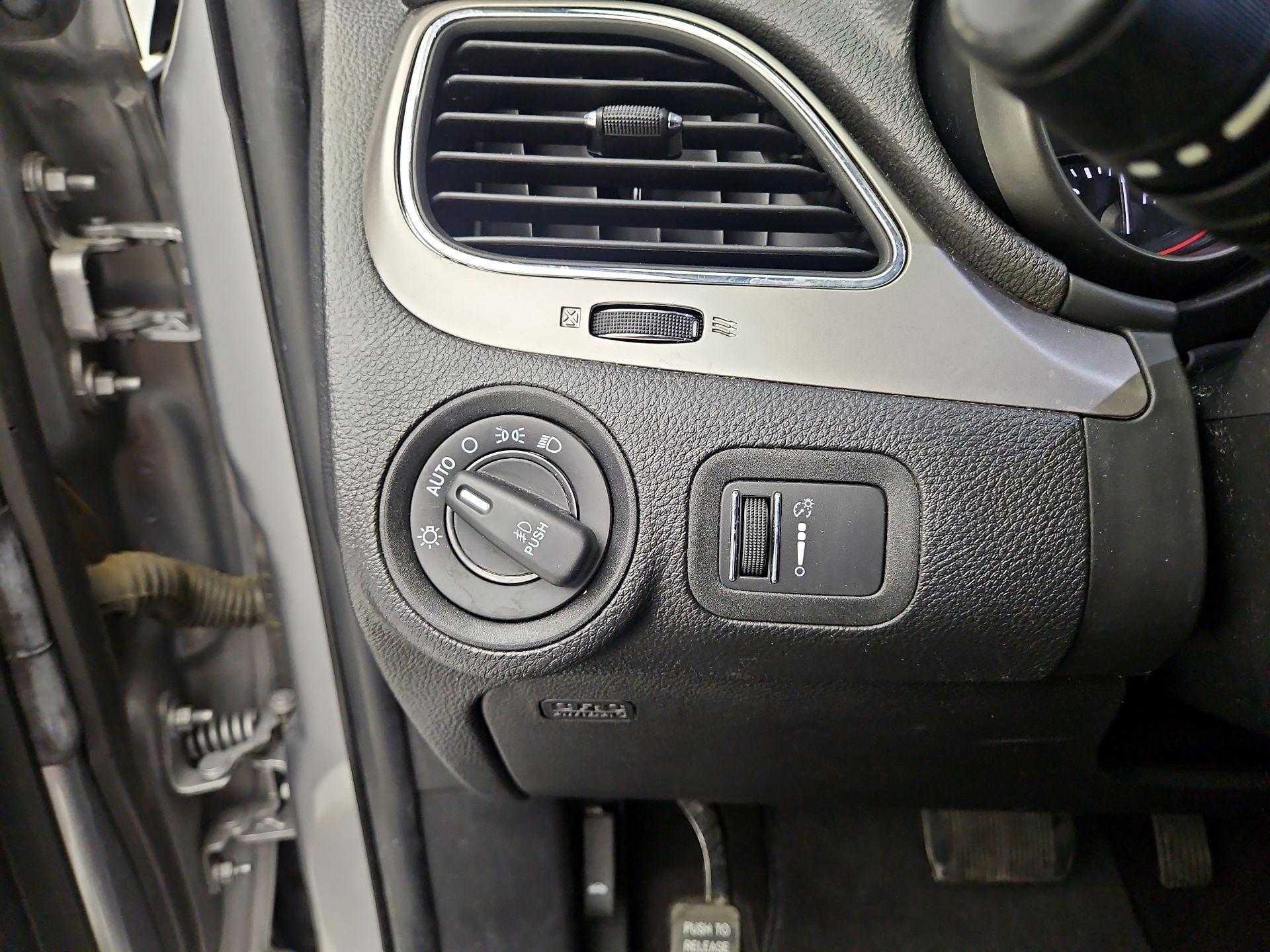 Thumbnail: 2018 Dodge Journey - 13