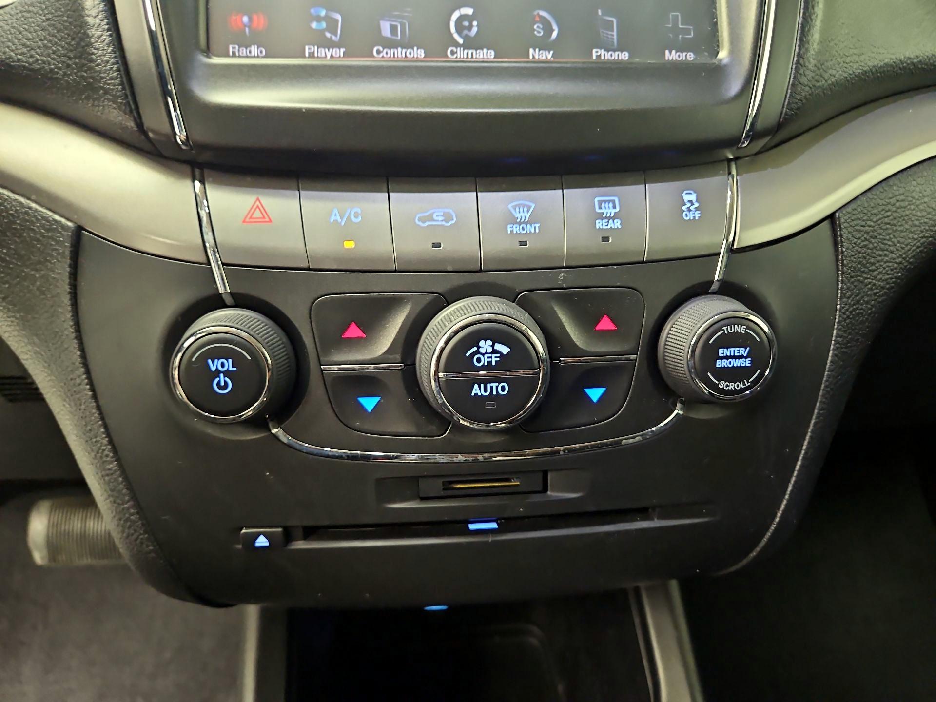 Thumbnail: 2018 Dodge Journey - 17