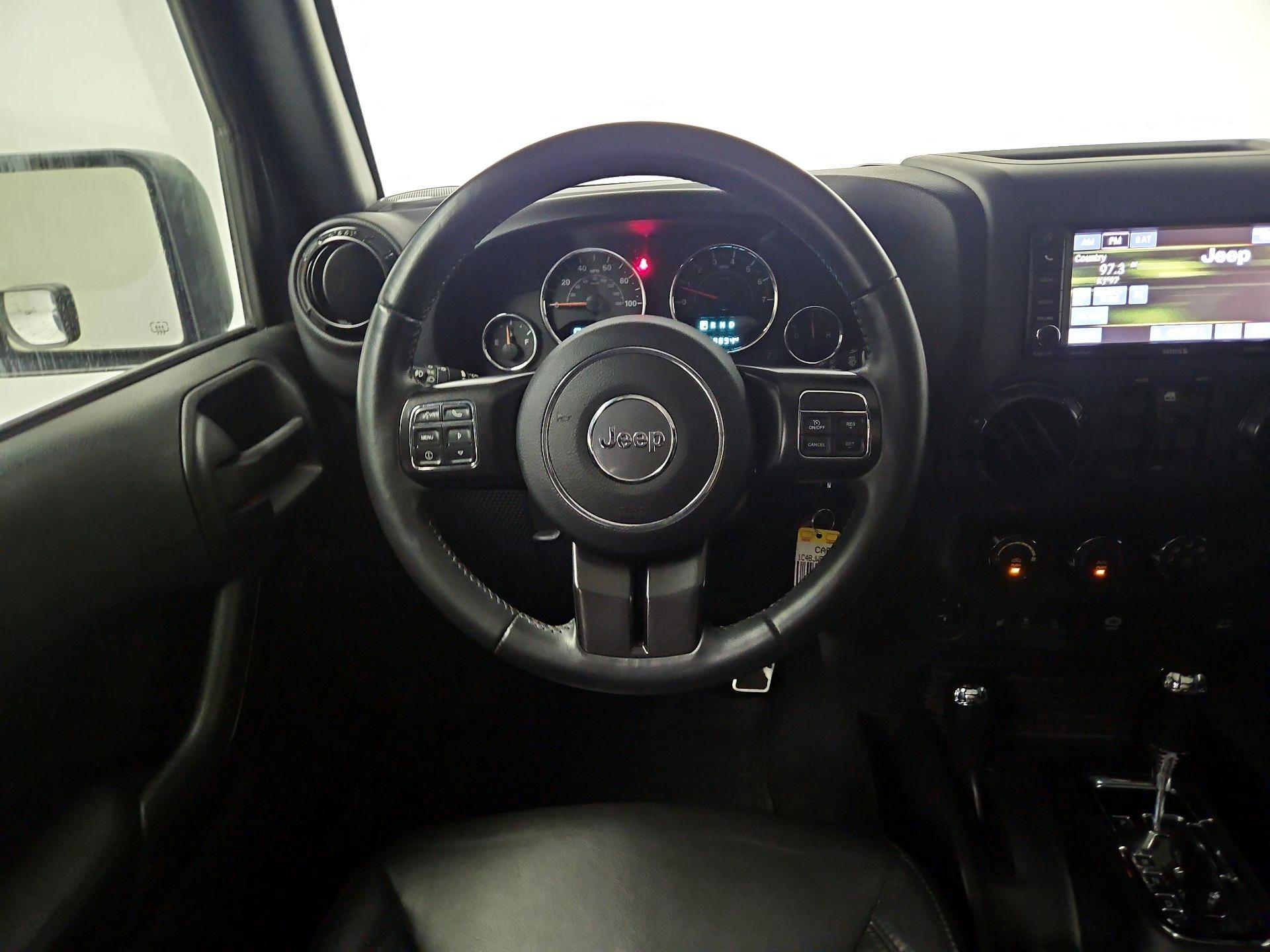 Thumbnail: 2017 Jeep Wrangler - 10