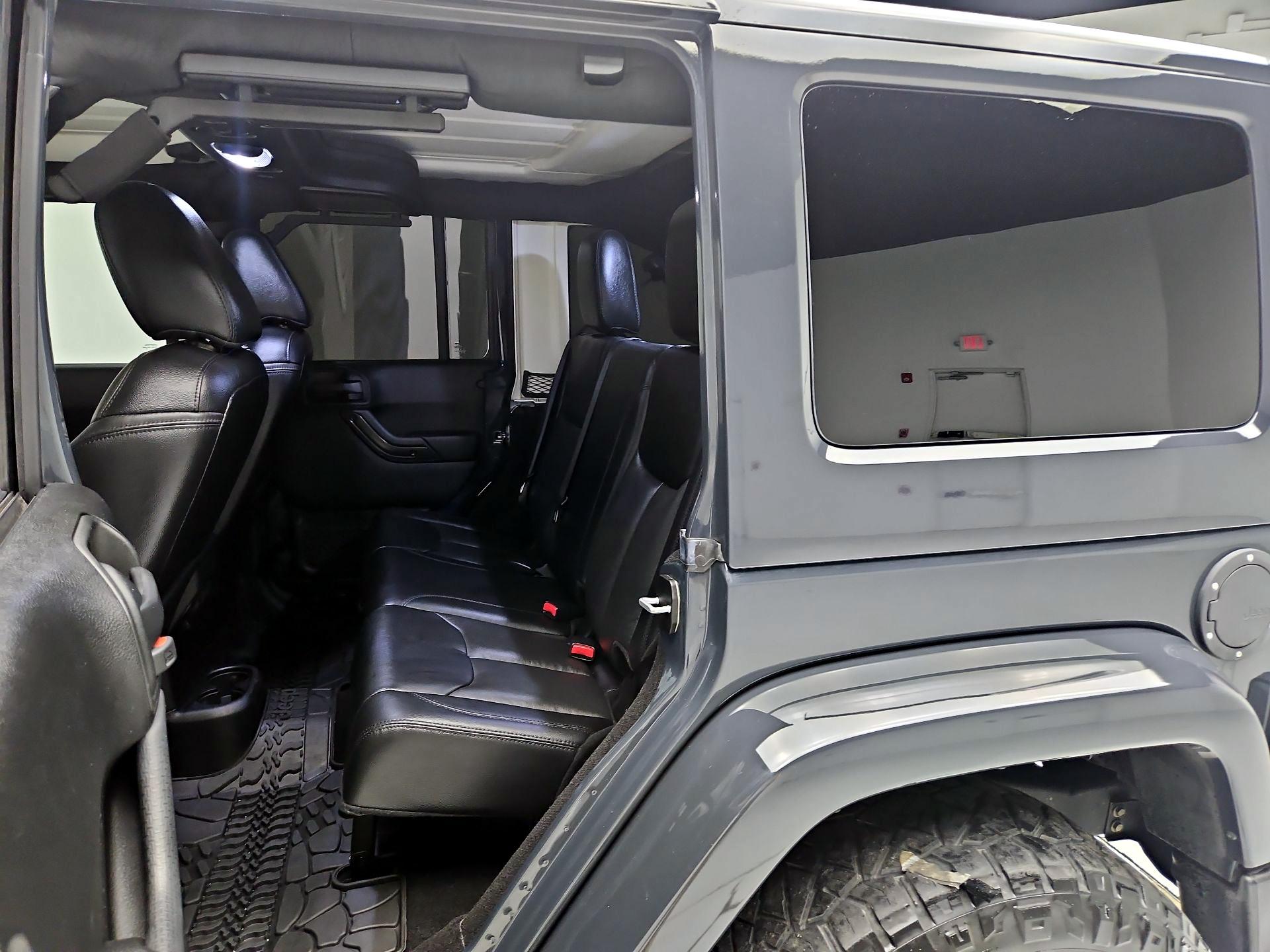 Thumbnail: 2017 Jeep Wrangler - 17