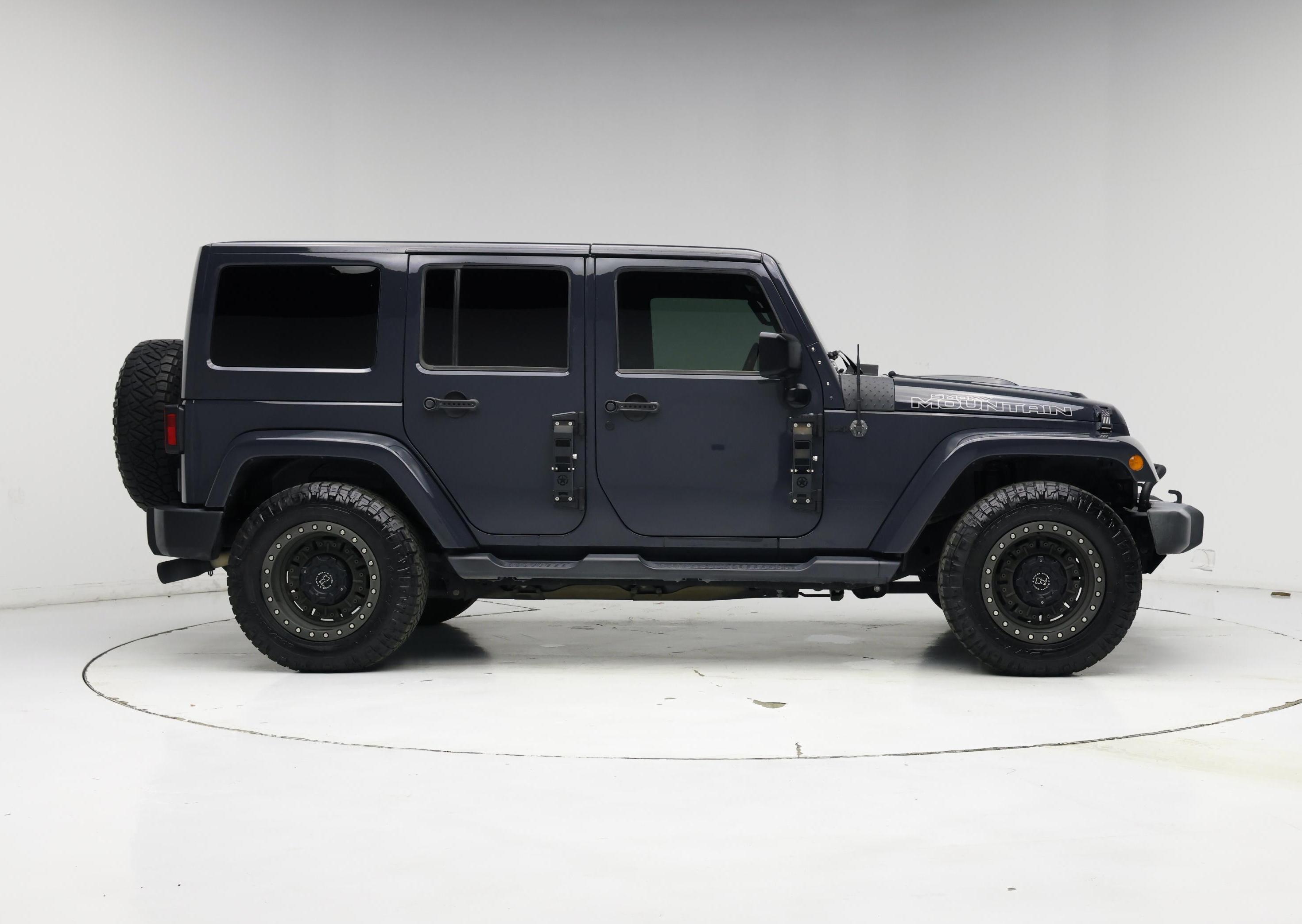 Thumbnail: 2017 Jeep Wrangler - 7
