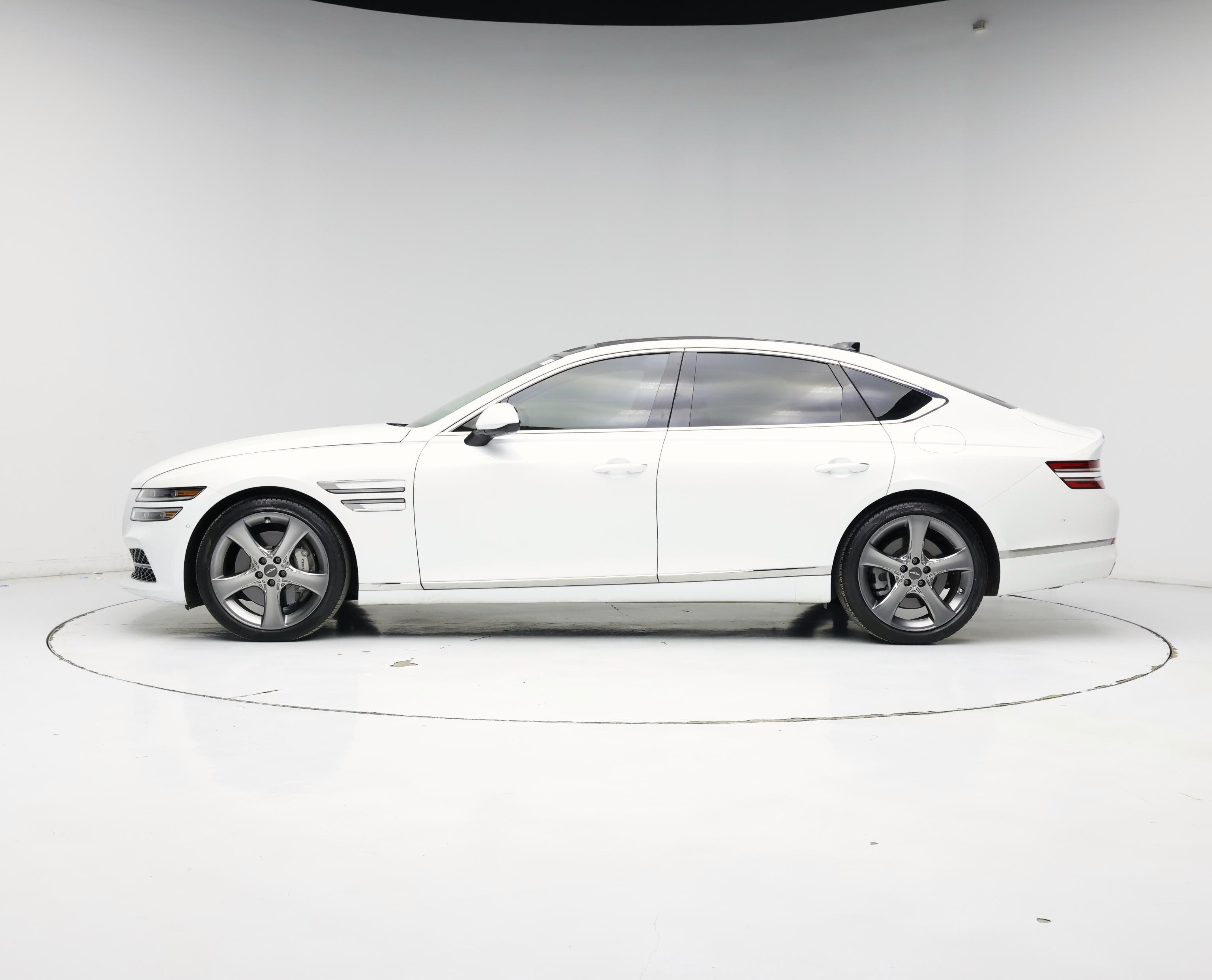 Thumbnail: 2021 Genesis G80 - 3