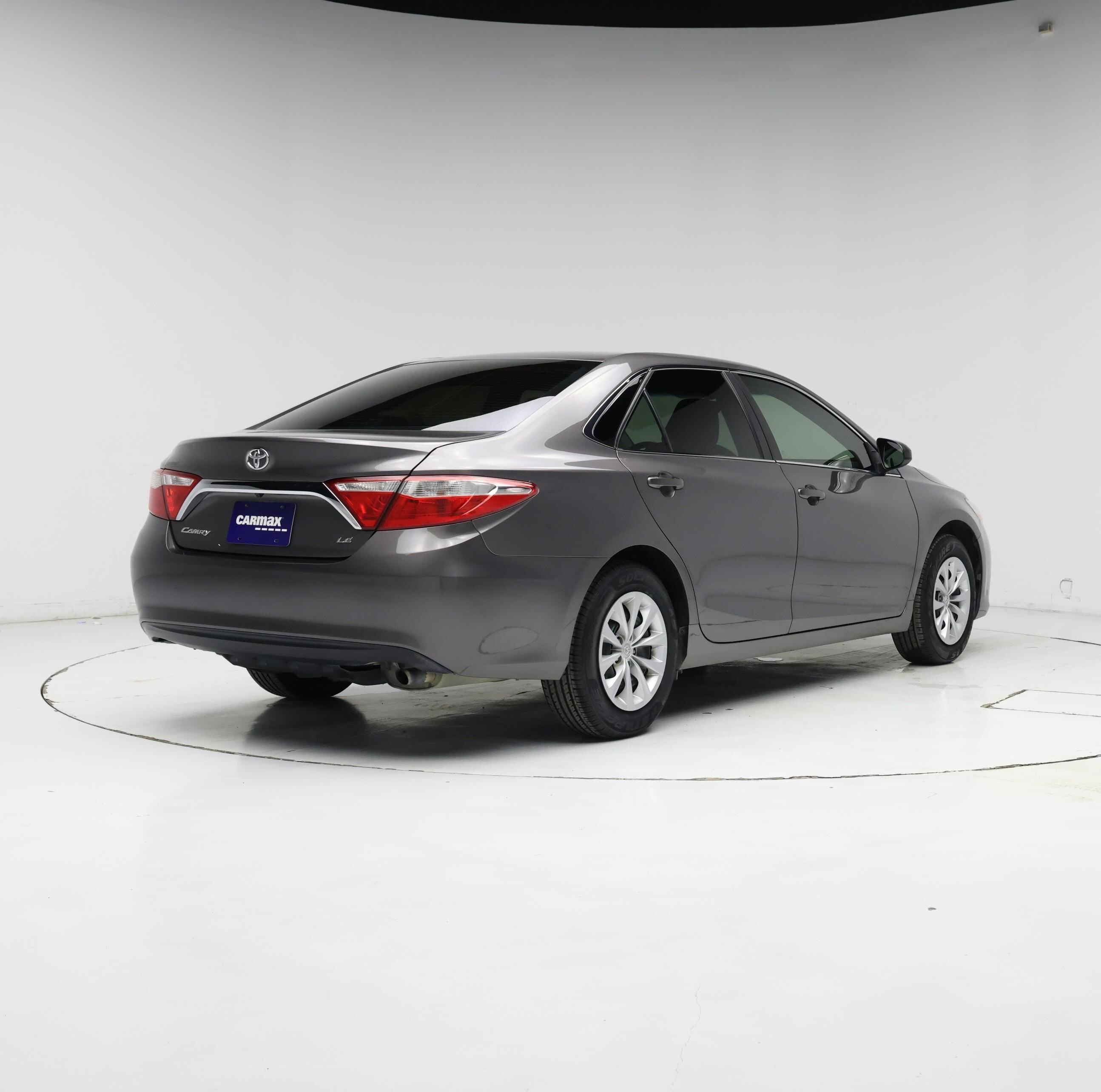 Thumbnail: 2017 Toyota Camry - 8