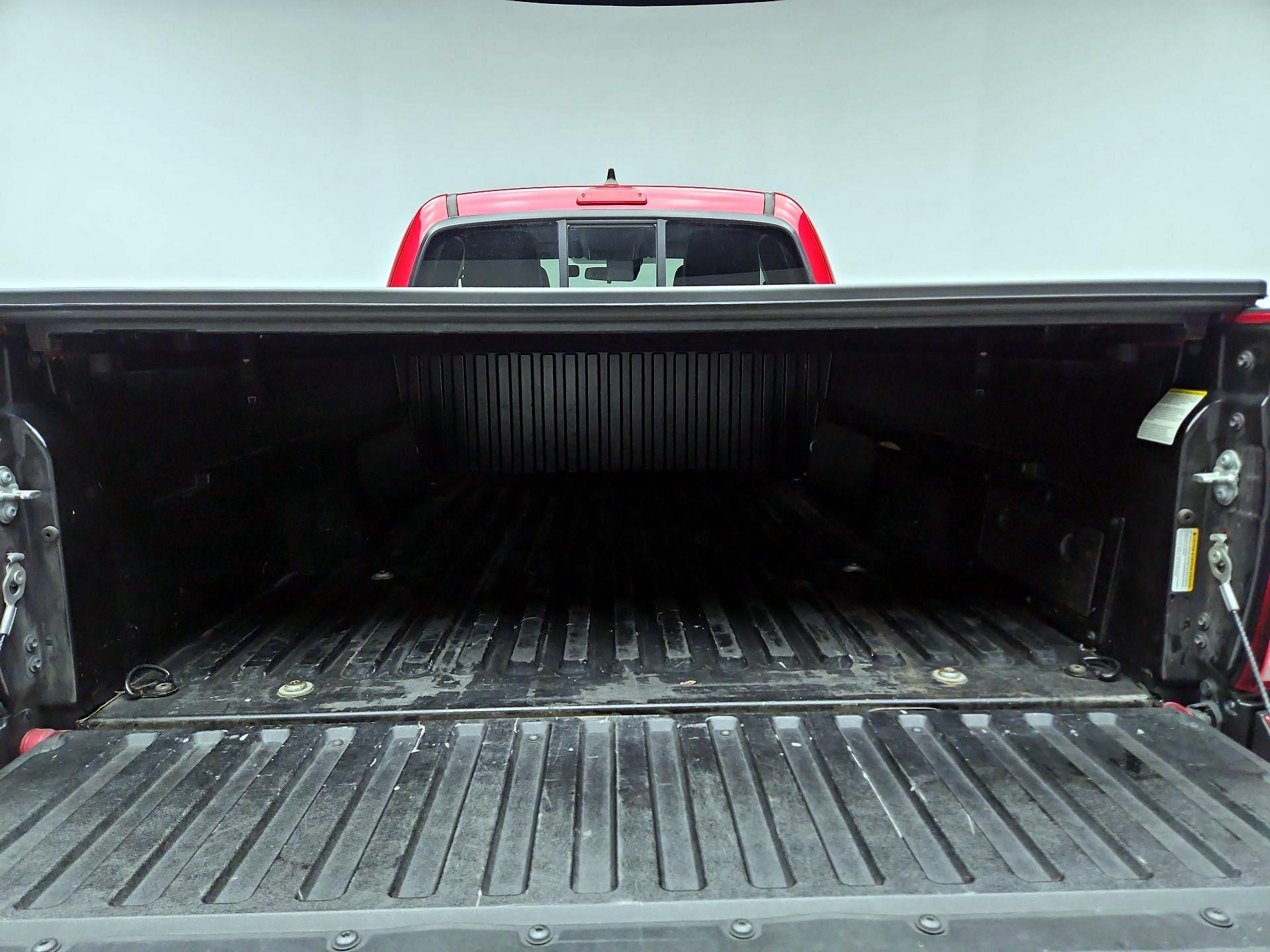 Thumbnail: 2022 Toyota Tacoma - 20