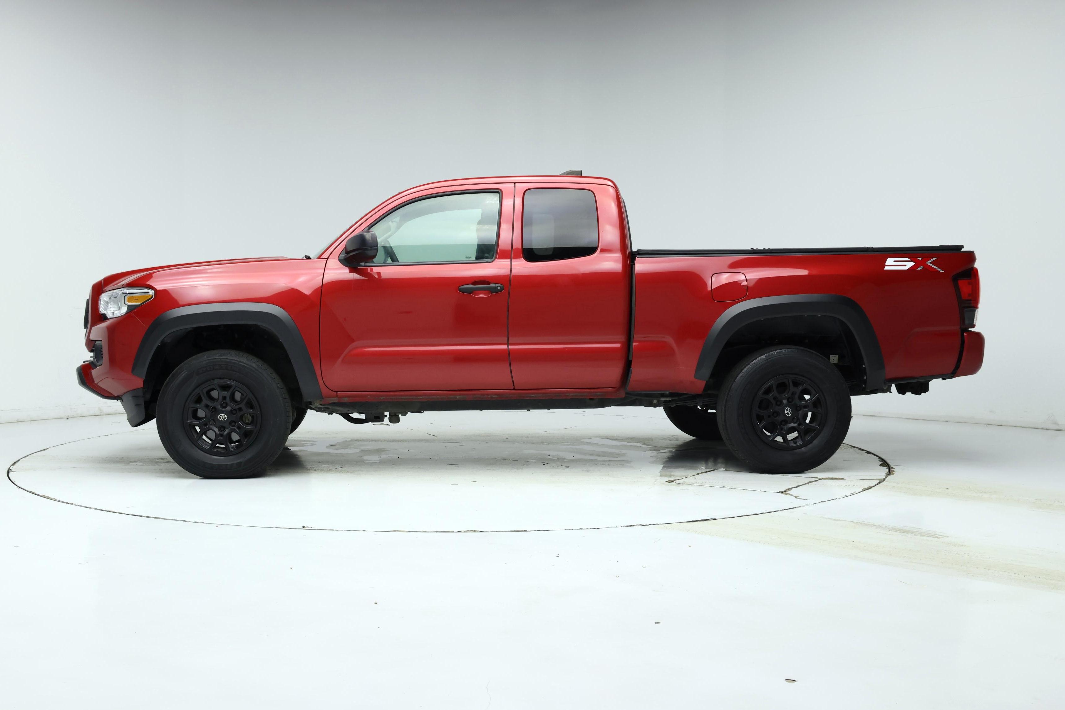 Thumbnail: 2022 Toyota Tacoma - 3