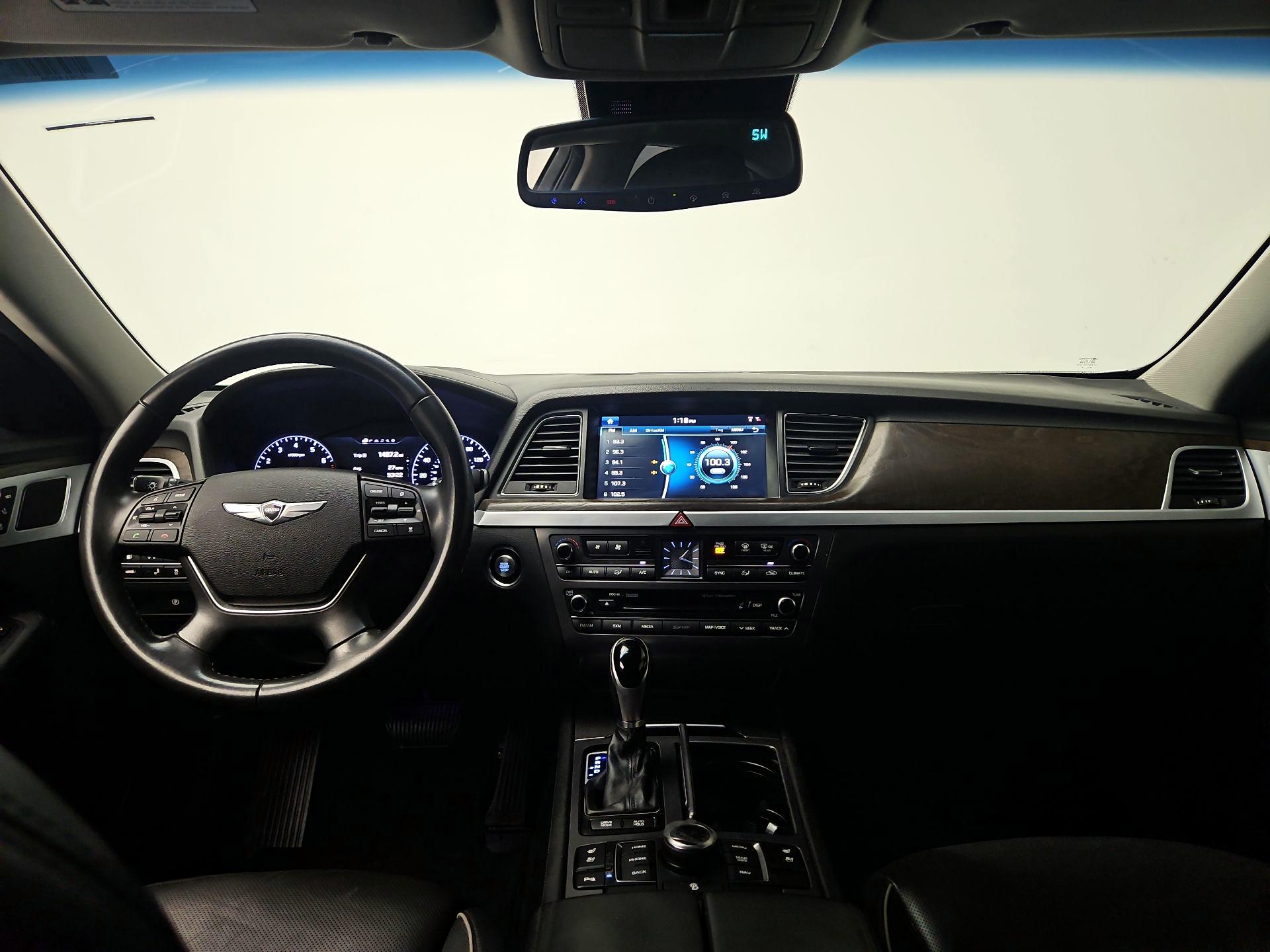 Thumbnail: 2015 Hyundai Genesis - 9