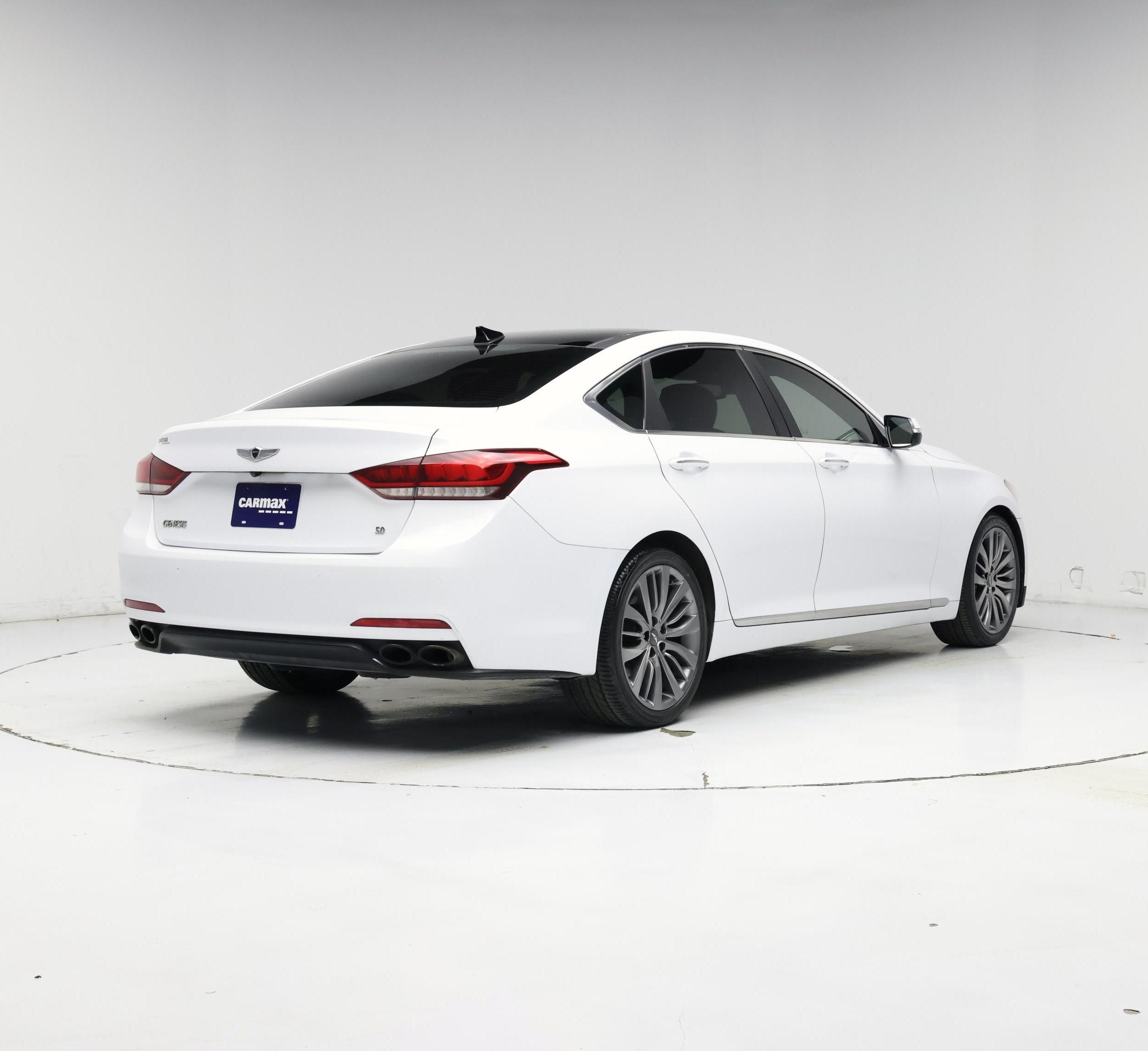 Thumbnail: 2015 Hyundai Genesis - 8