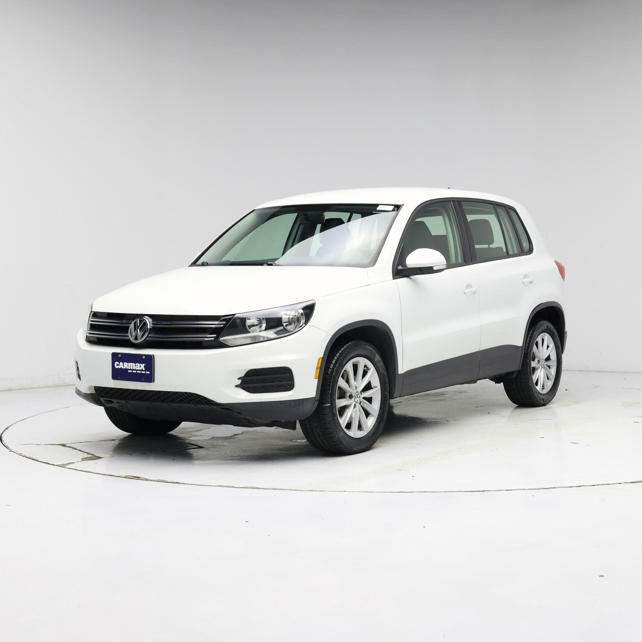 Thumbnail: 2017 Volkswagen Tiguan - 4