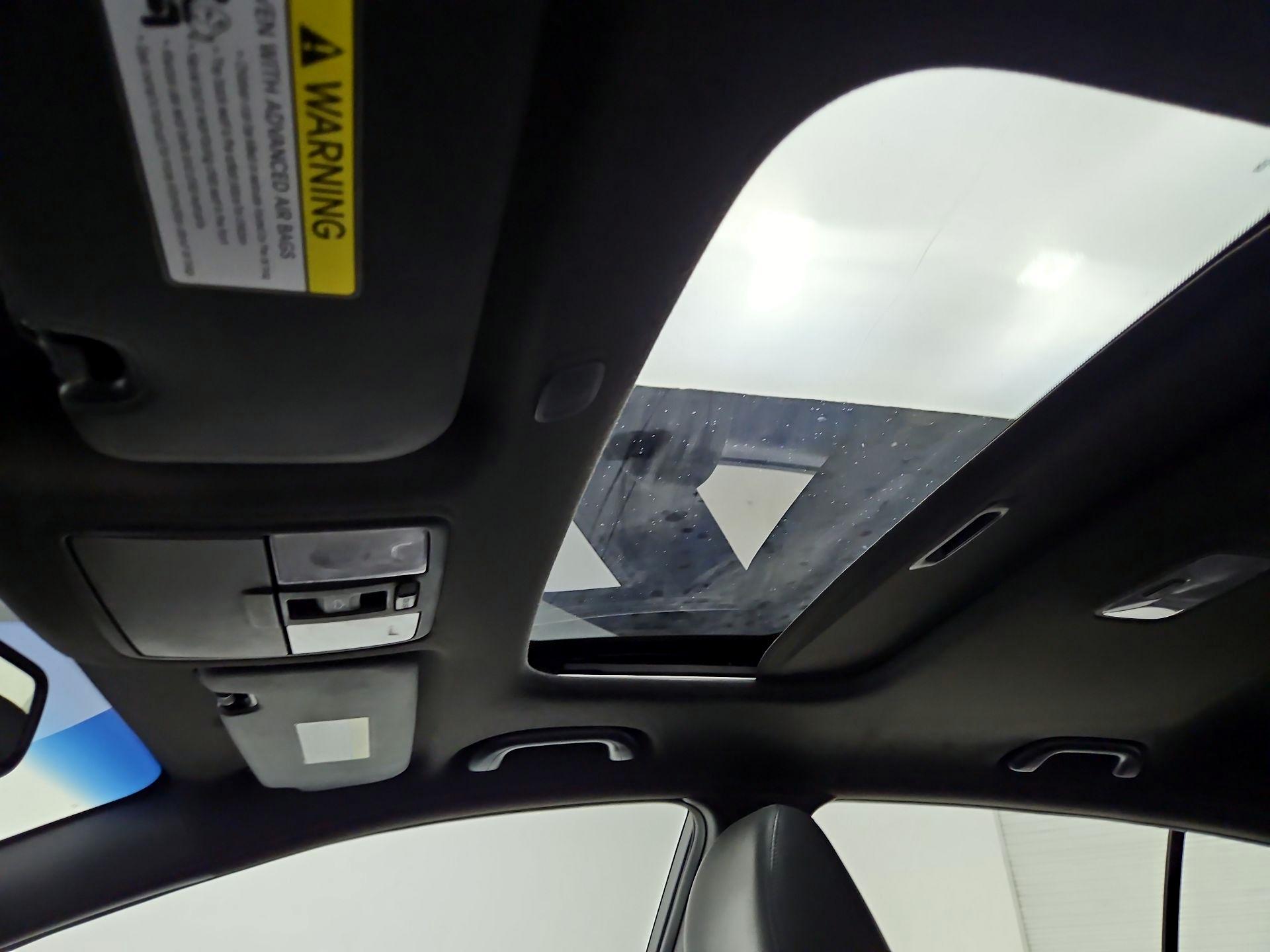 Thumbnail: 2015 Kia Forte - 19