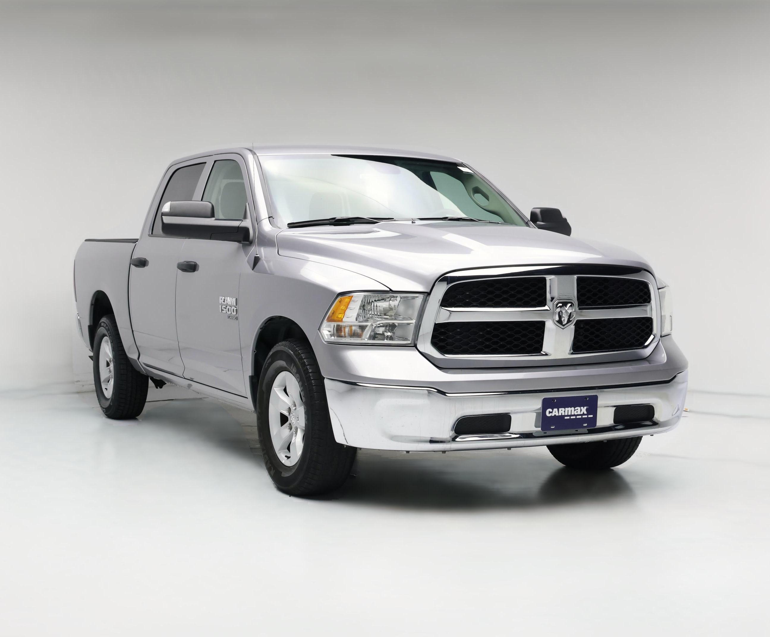 Thumbnail: 2023 RAM 1500 Classic - 1