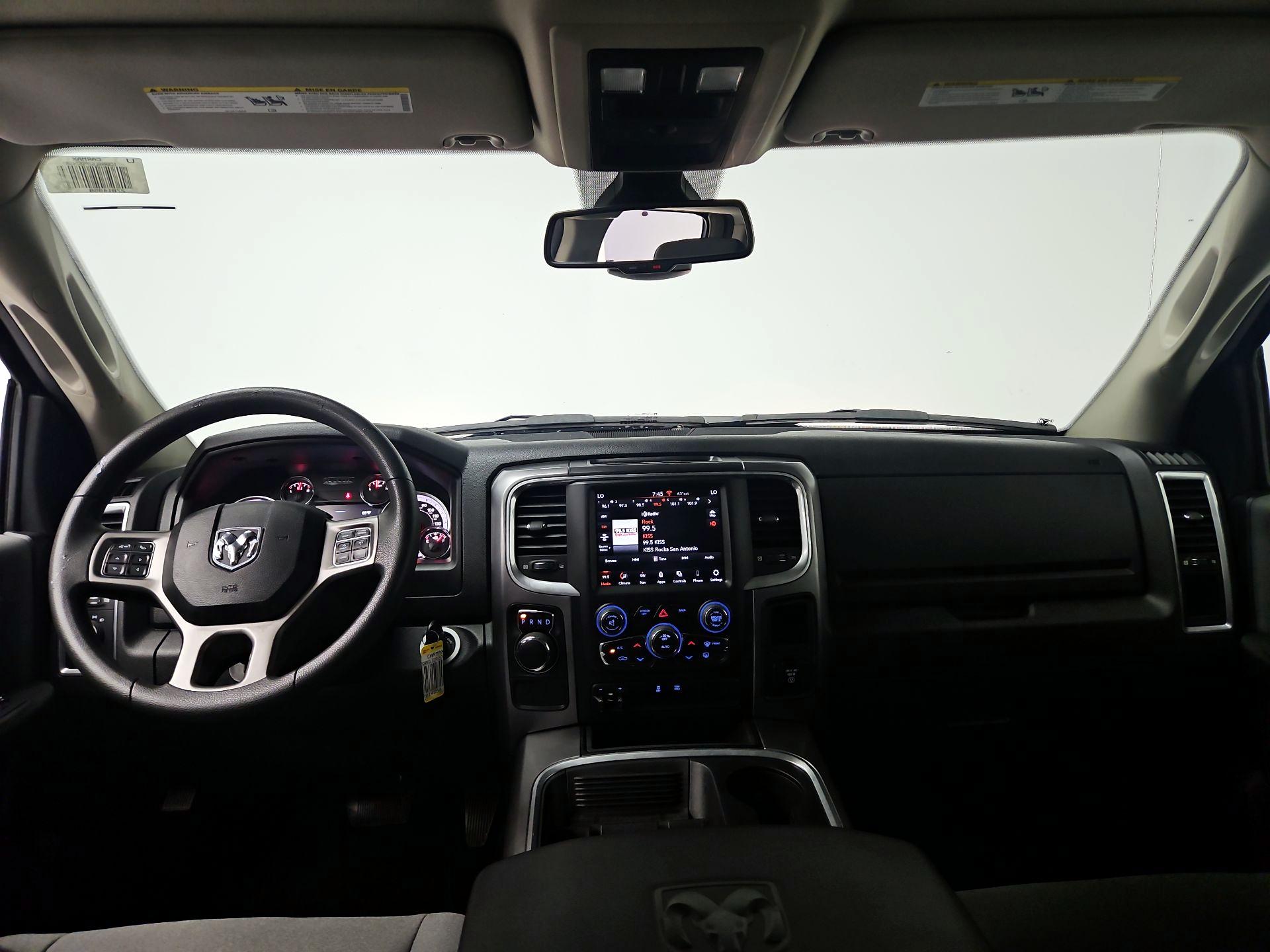 Thumbnail: 2023 RAM 1500 Classic - 9