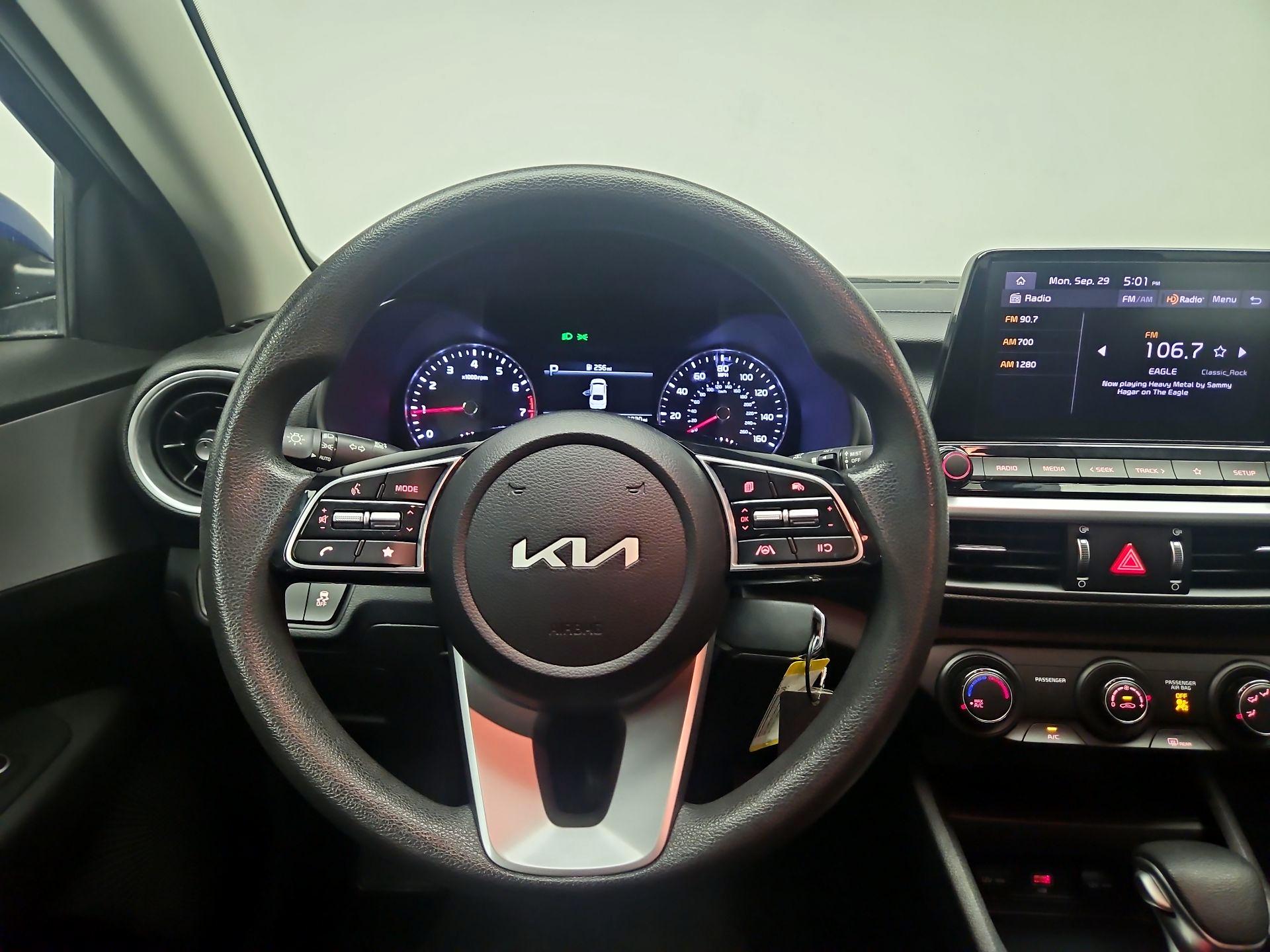 Thumbnail: 2023 Kia Forte - 10