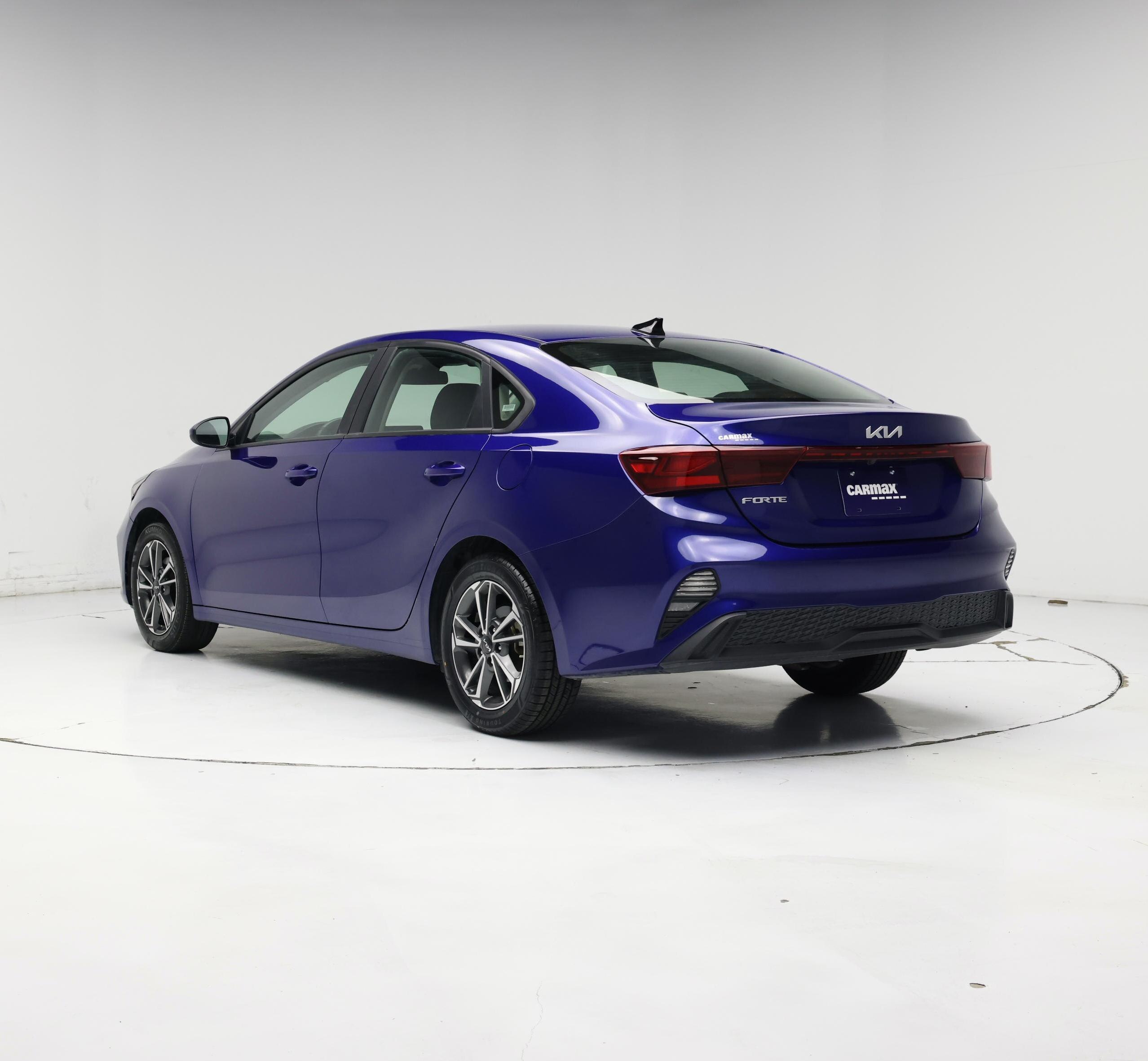 Thumbnail: 2023 Kia Forte - 2