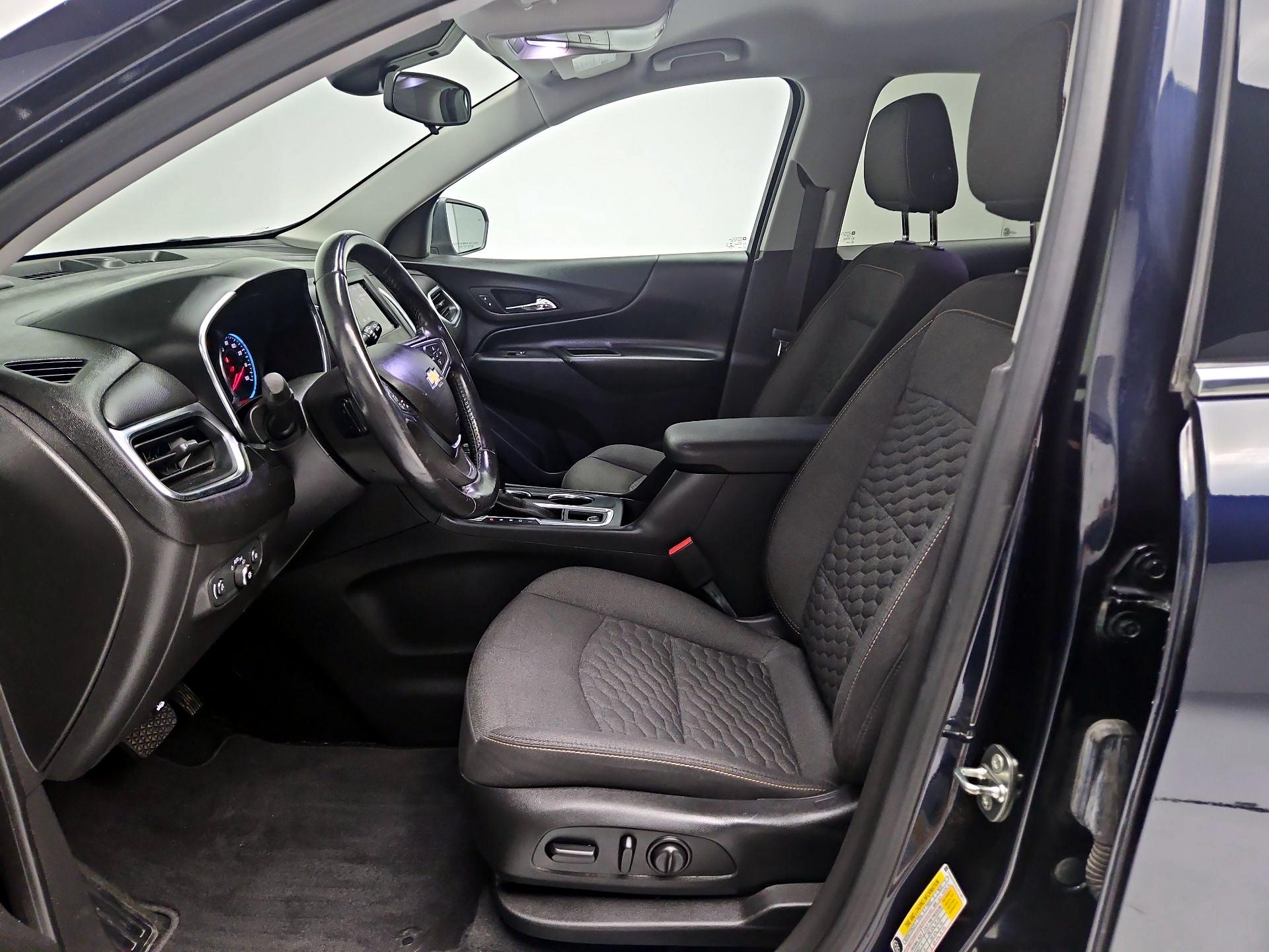 Thumbnail: 2020 Chevrolet Equinox - 11