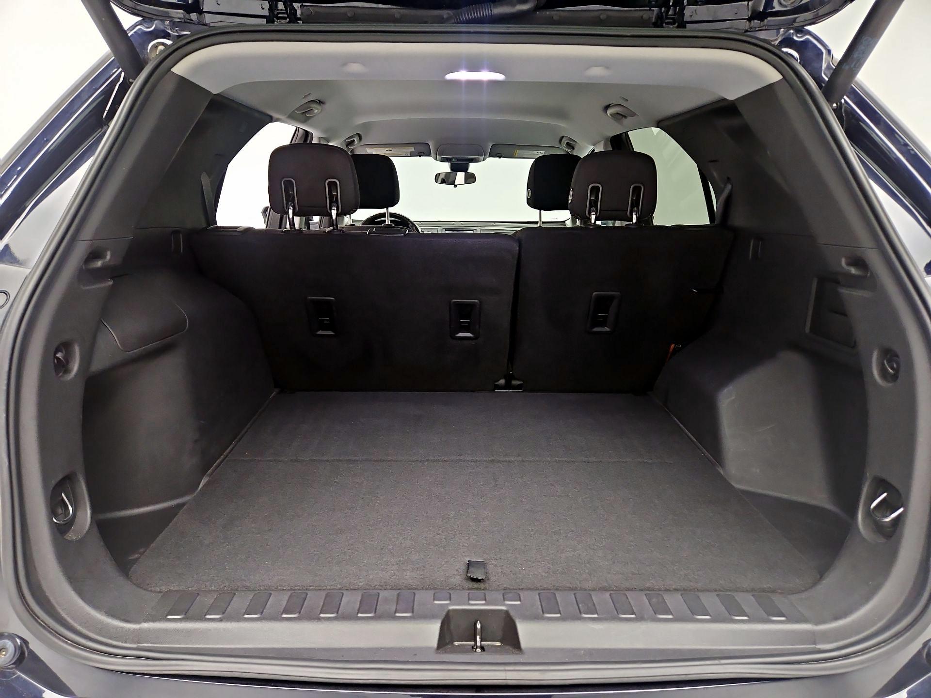 Thumbnail: 2020 Chevrolet Equinox - 20