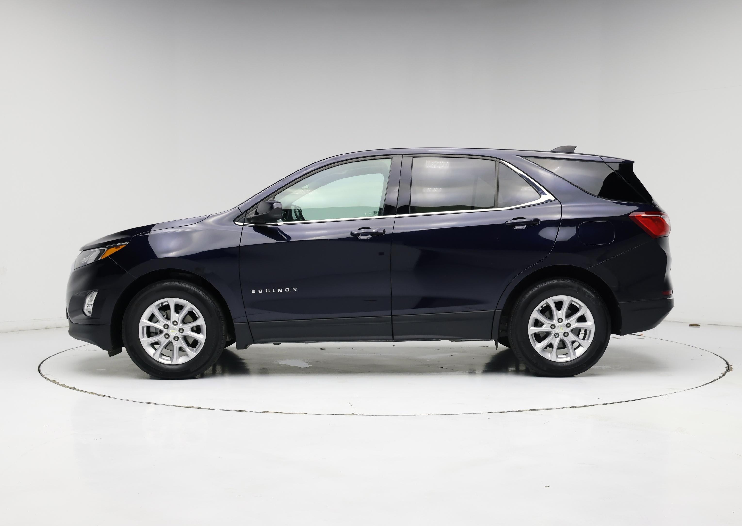 Thumbnail: 2020 Chevrolet Equinox - 3