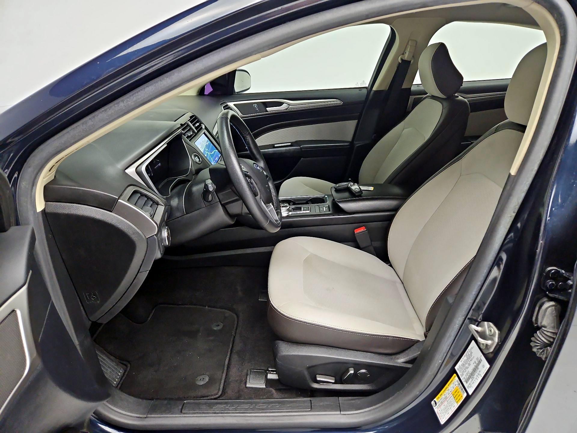 Thumbnail: 2020 Ford Fusion - 11