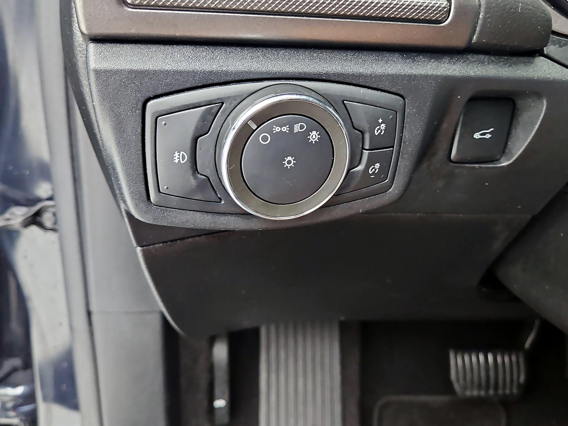 Thumbnail: 2020 Ford Fusion - 13