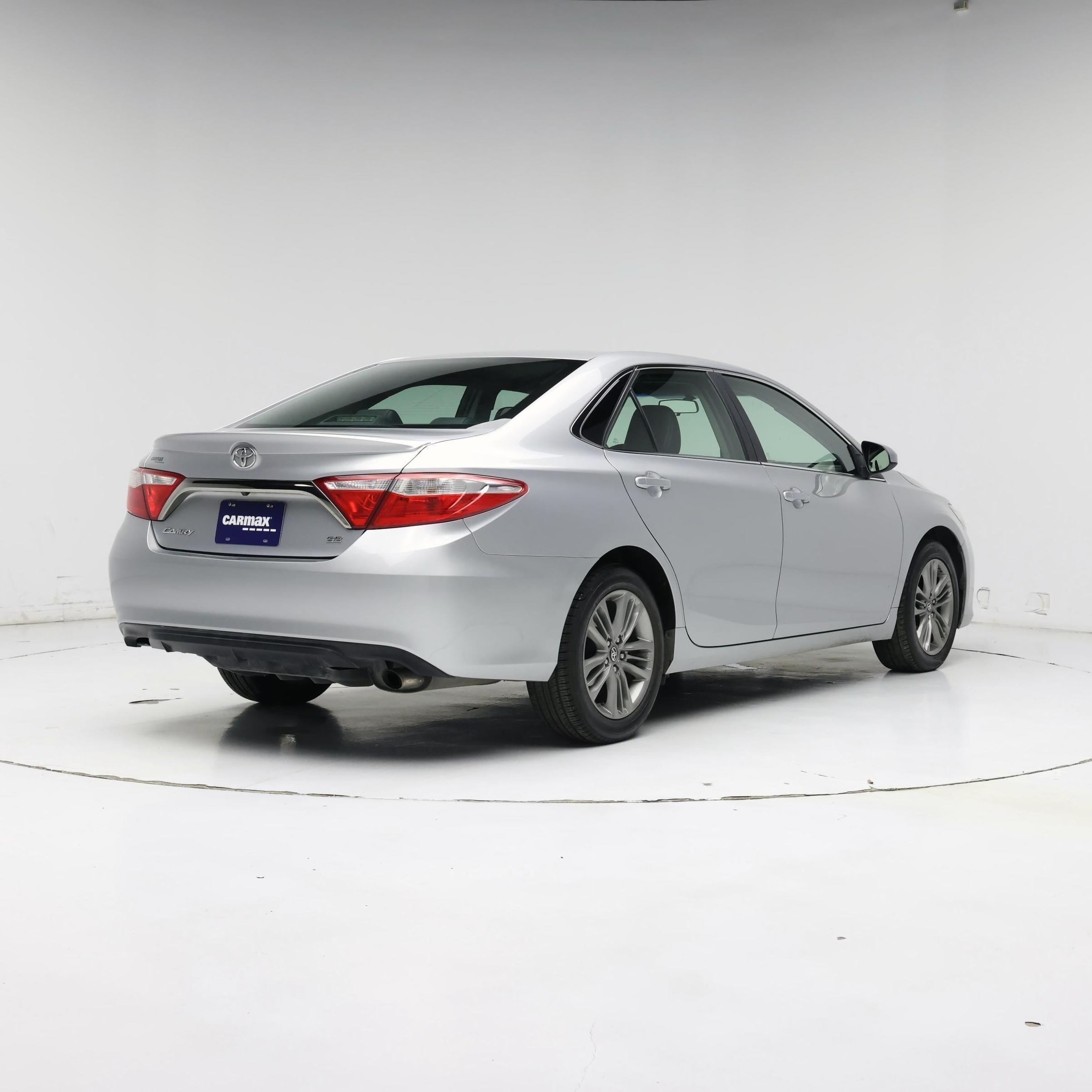 Thumbnail: 2016 Toyota Camry - 8
