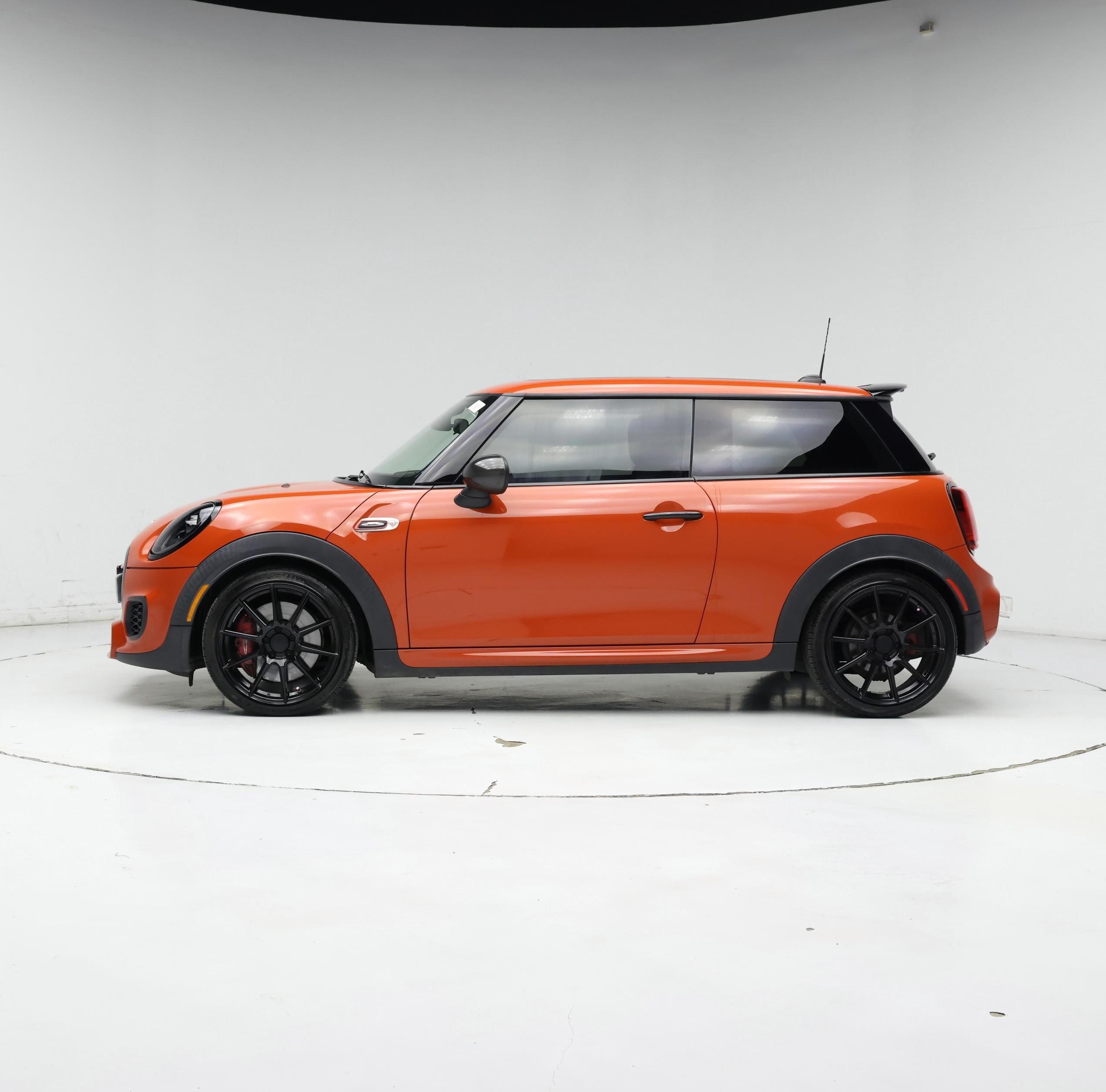 Thumbnail: 2019 MINI Cooper Hardtop - 3