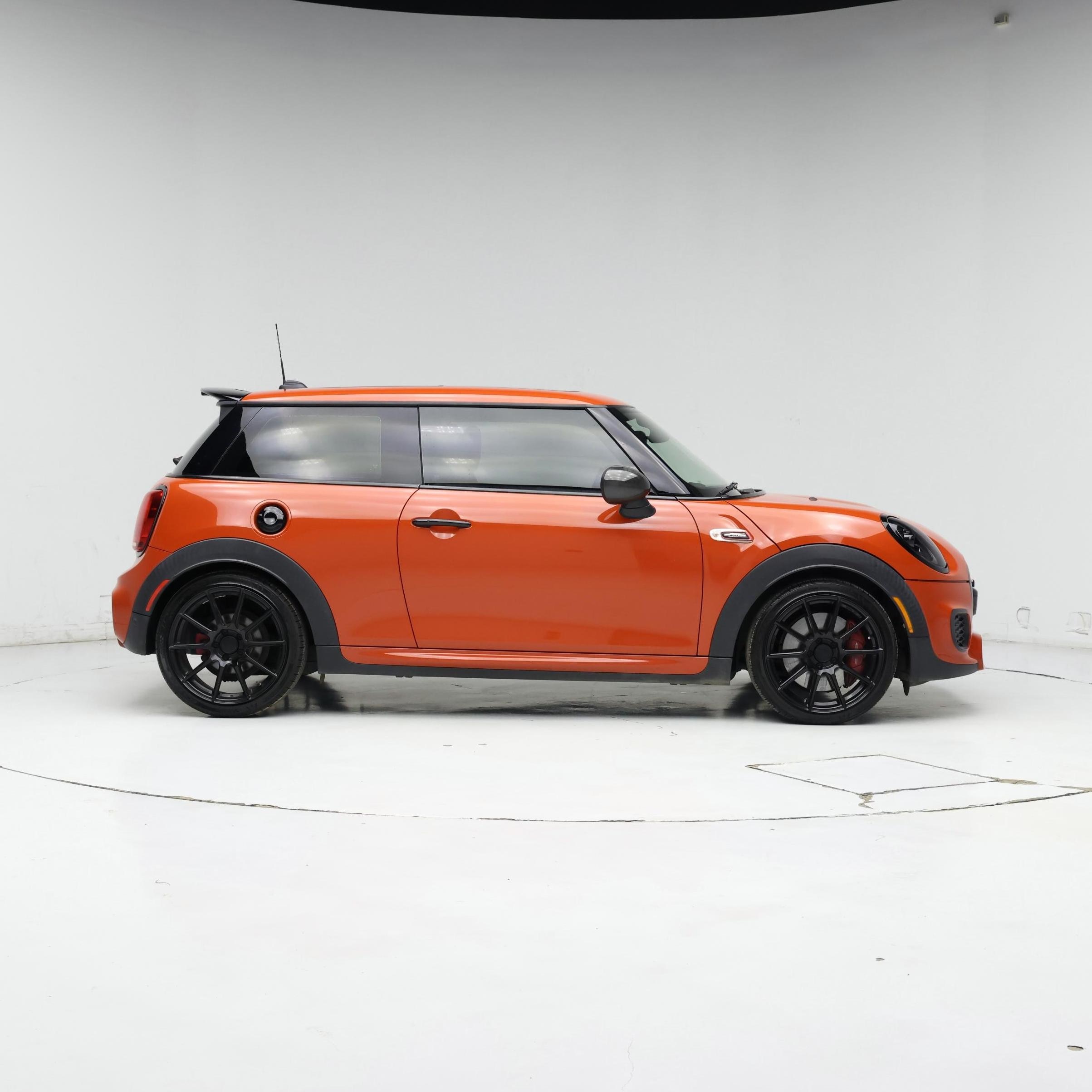 Thumbnail: 2019 MINI Cooper Hardtop - 7