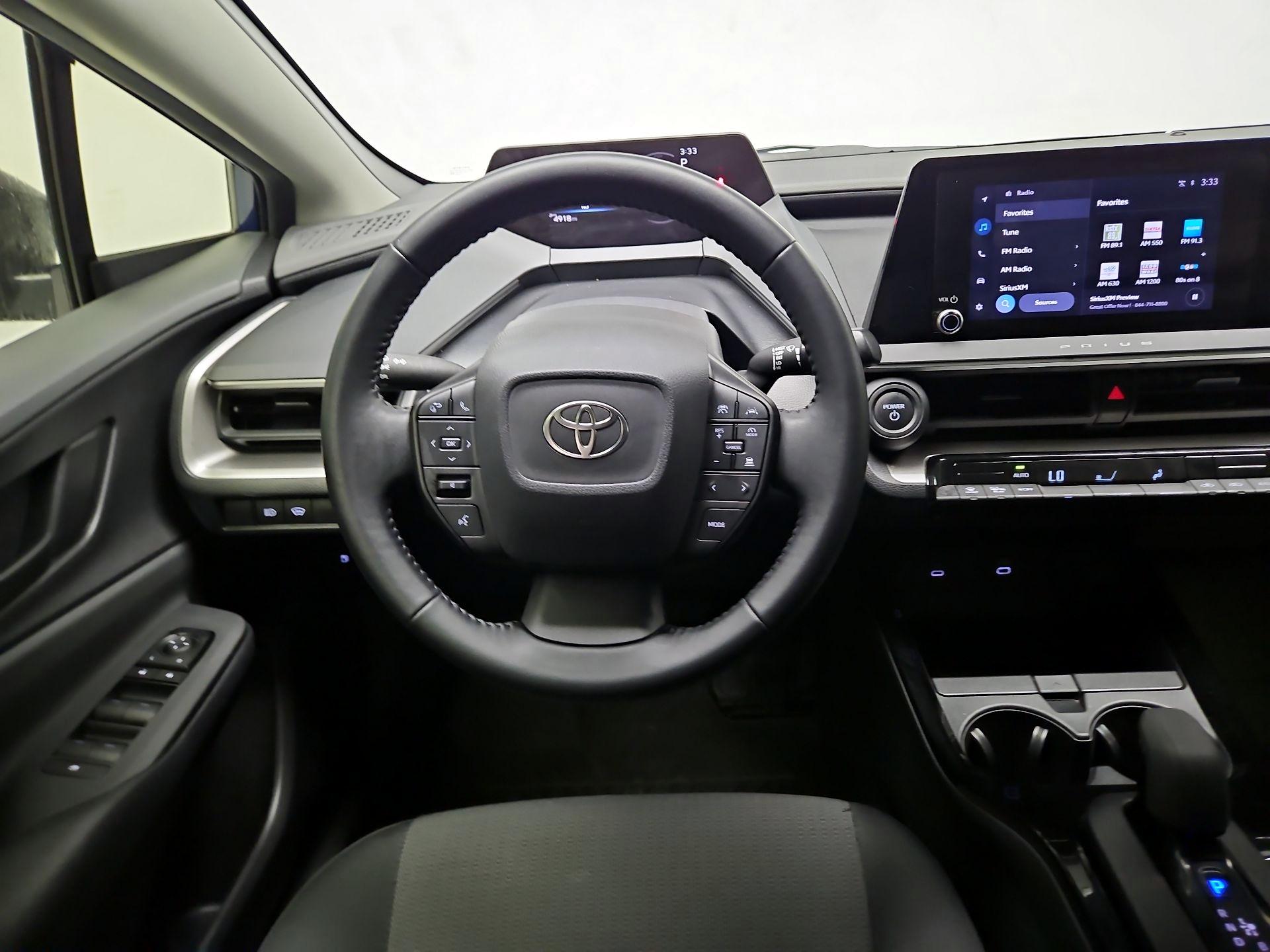 Thumbnail: 2023 Toyota Prius - 10
