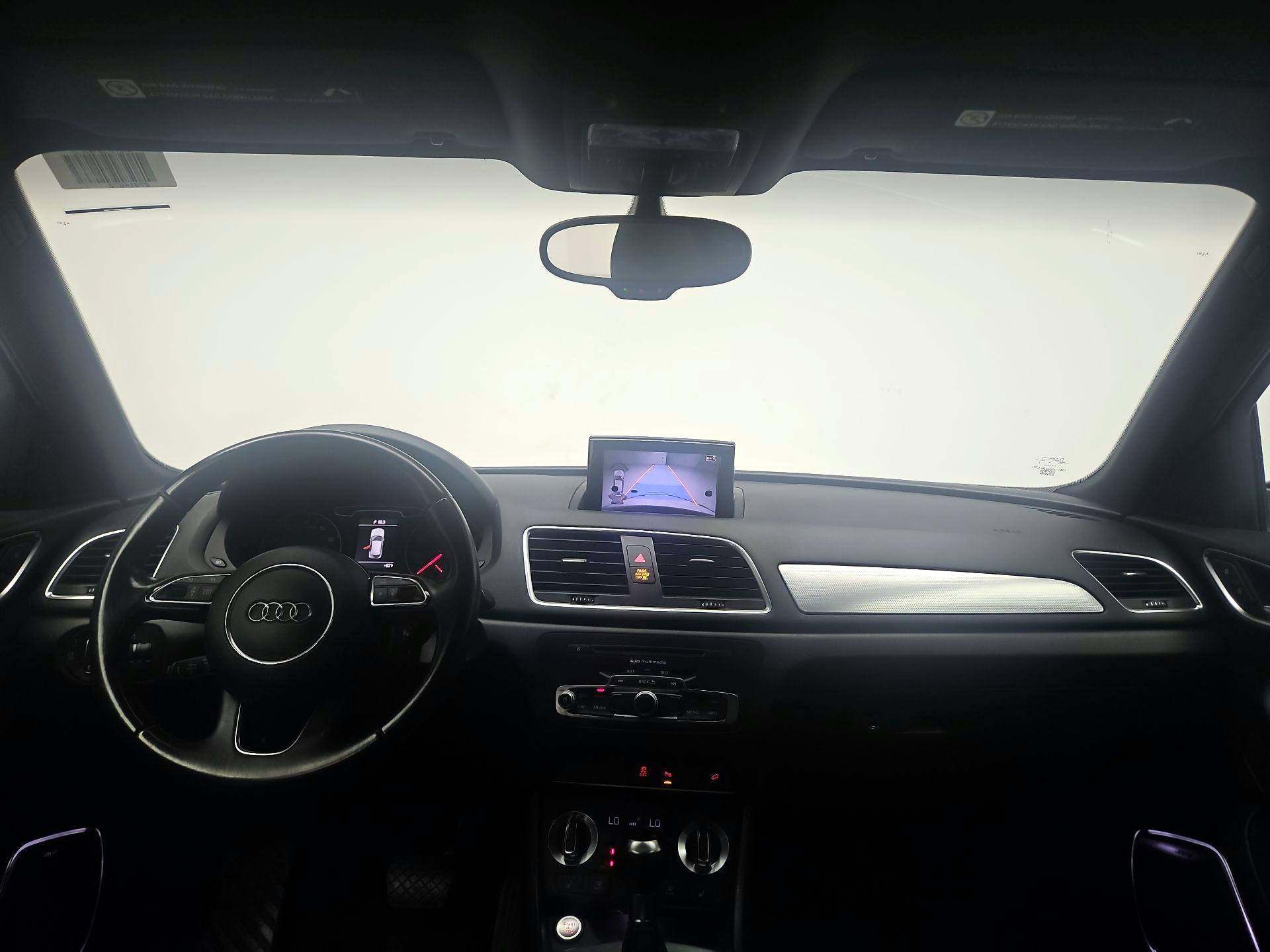 Thumbnail: 2015 Audi Q3 - 9