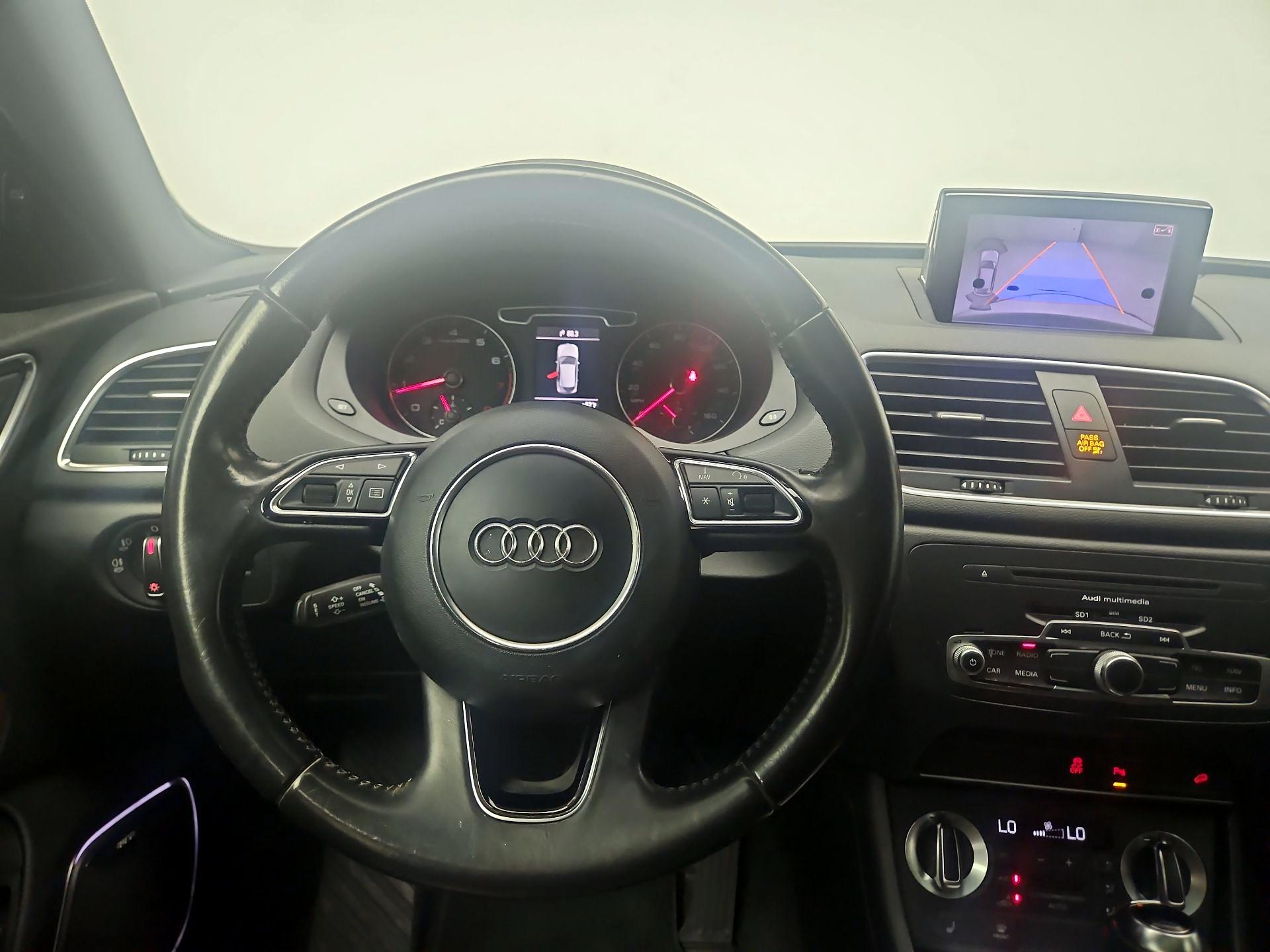 Thumbnail: 2015 Audi Q3 - 10