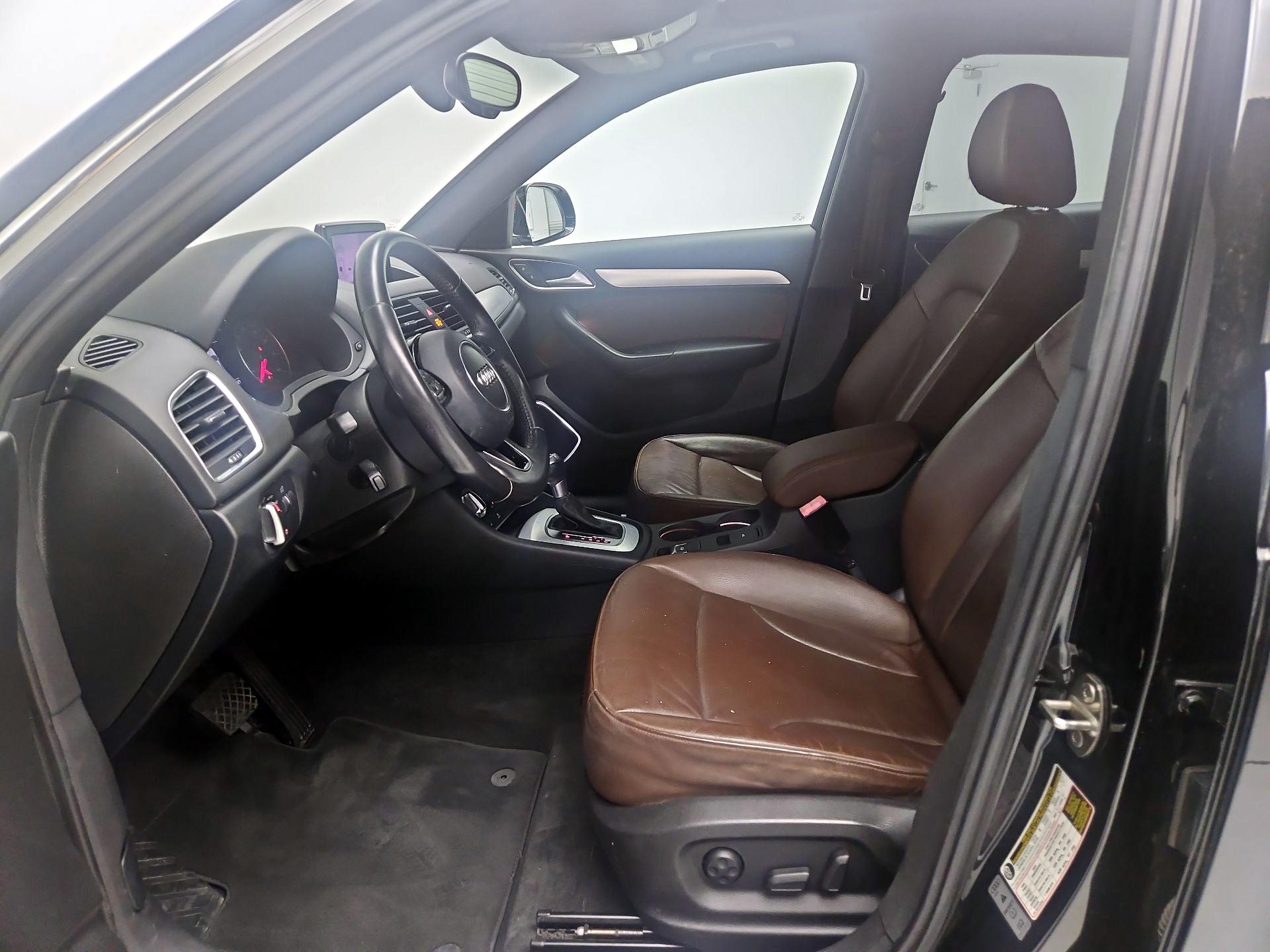 Thumbnail: 2015 Audi Q3 - 11