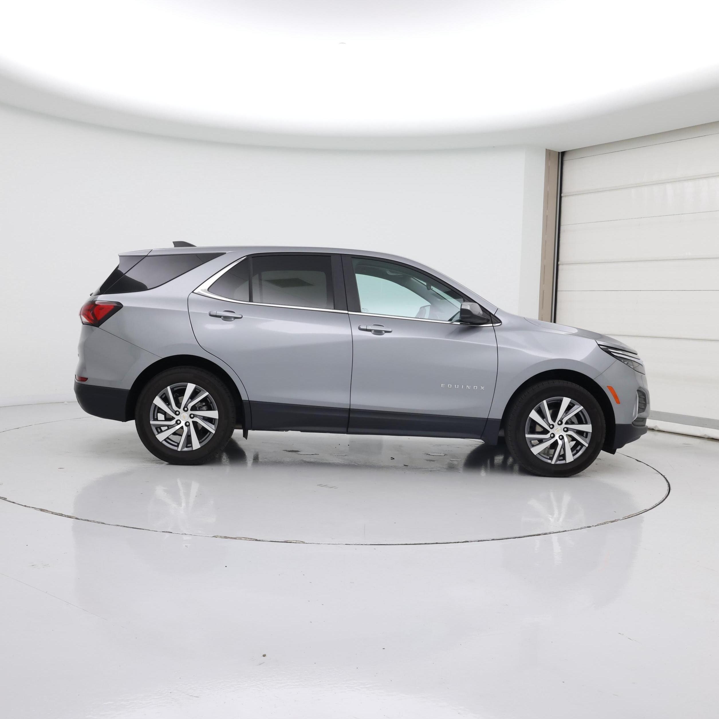 Thumbnail: 2023 Chevrolet Equinox - 7