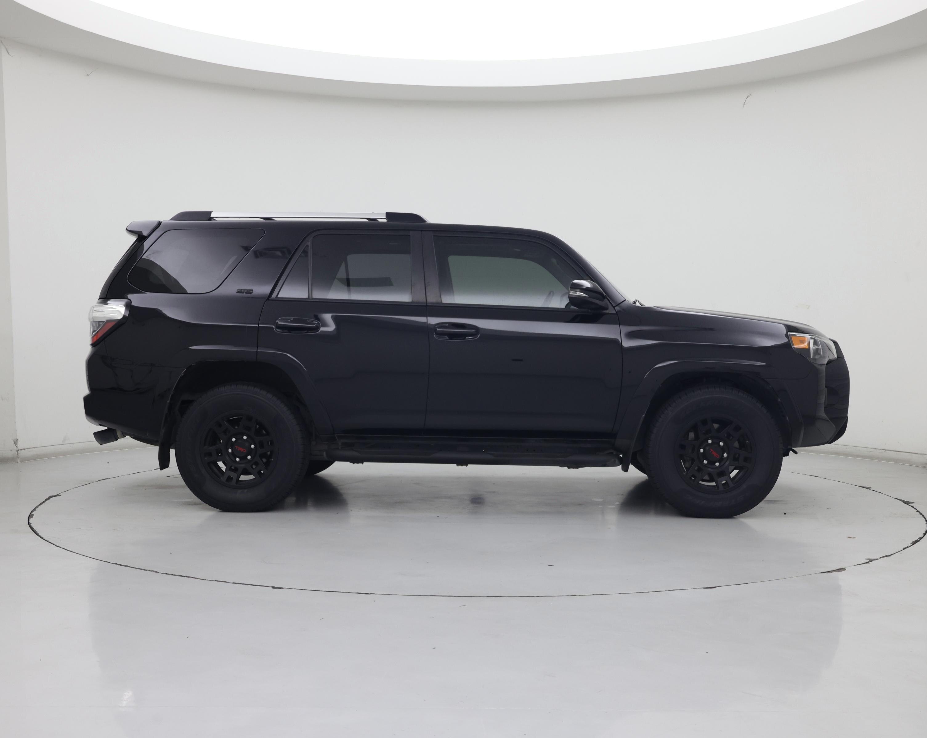 Thumbnail: 2021 Toyota 4Runner - 7