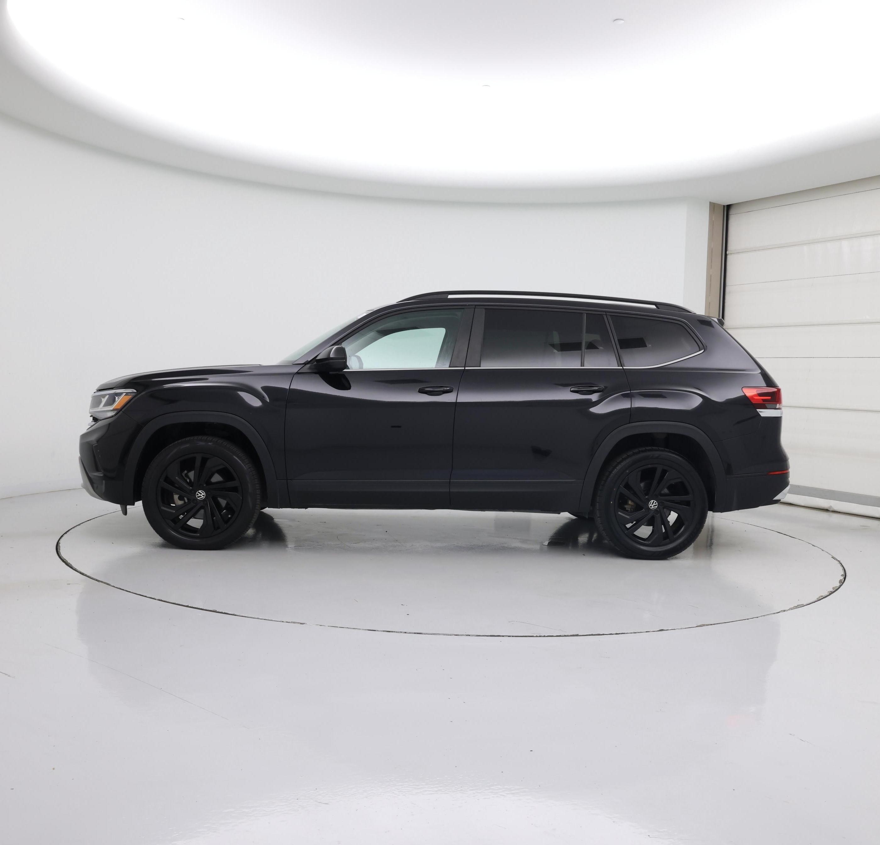 Thumbnail: 2022 Volkswagen Atlas - 3