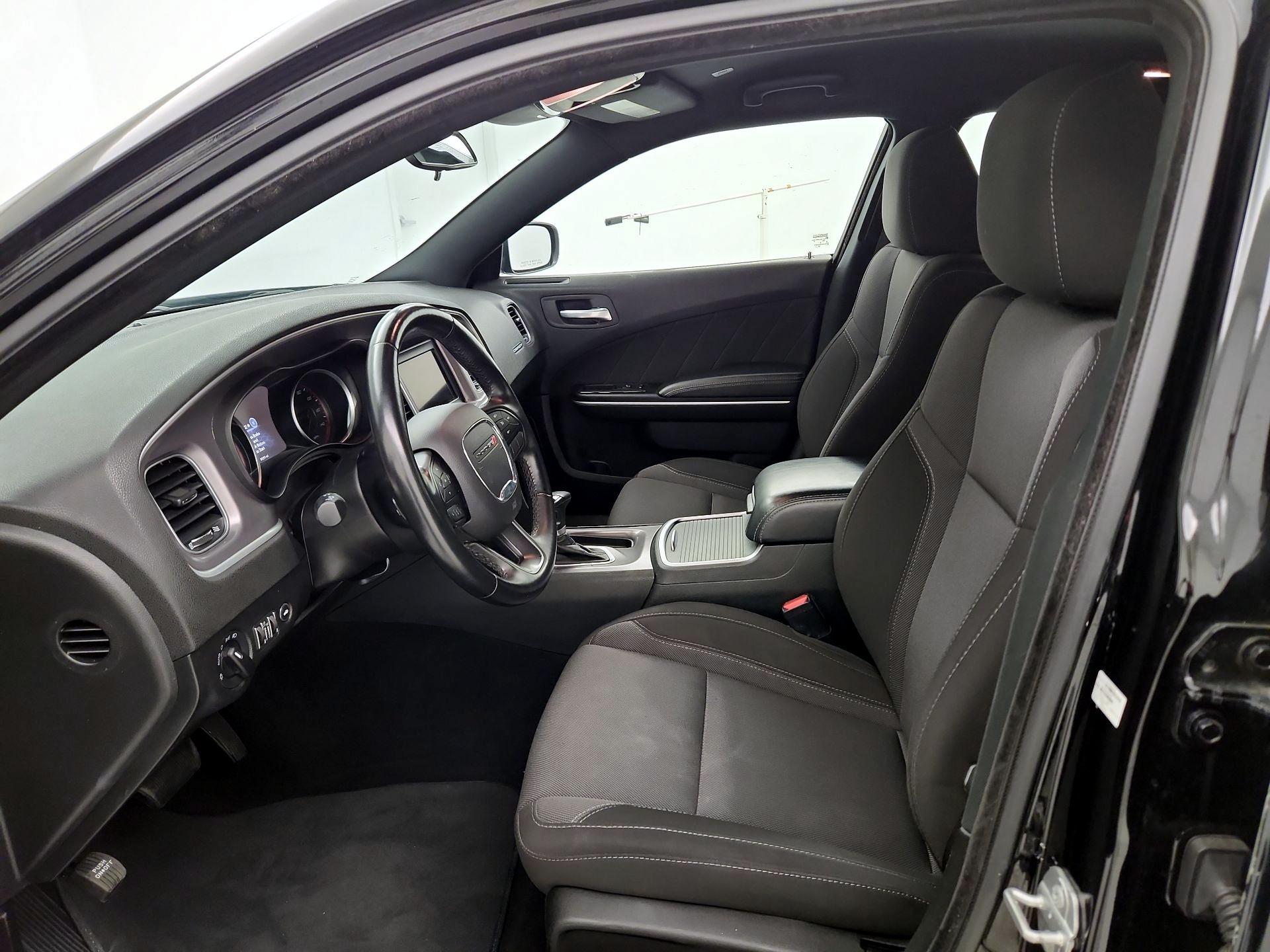 Thumbnail: 2022 Dodge Charger - 11