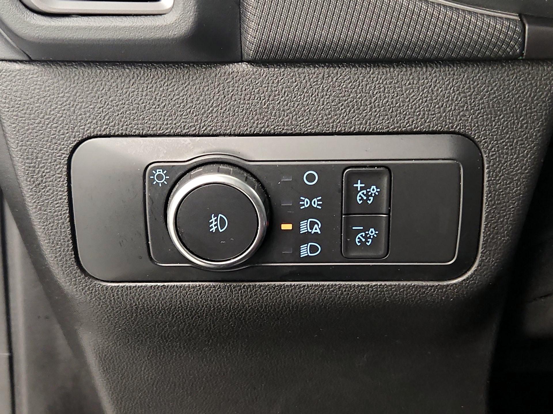 Thumbnail: 2022 Ford Bronco Sport - 13