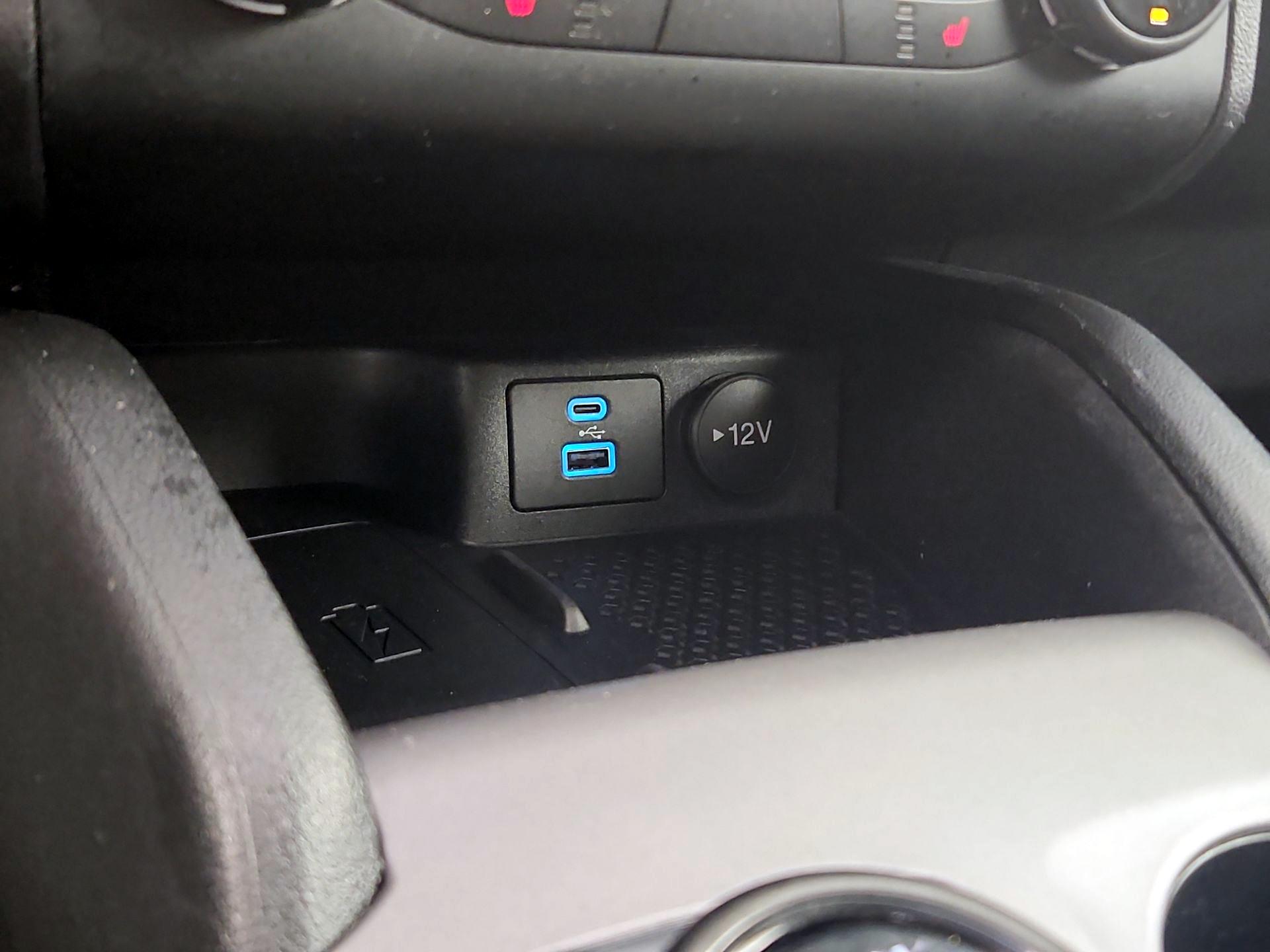 Thumbnail: 2022 Ford Bronco Sport - 18