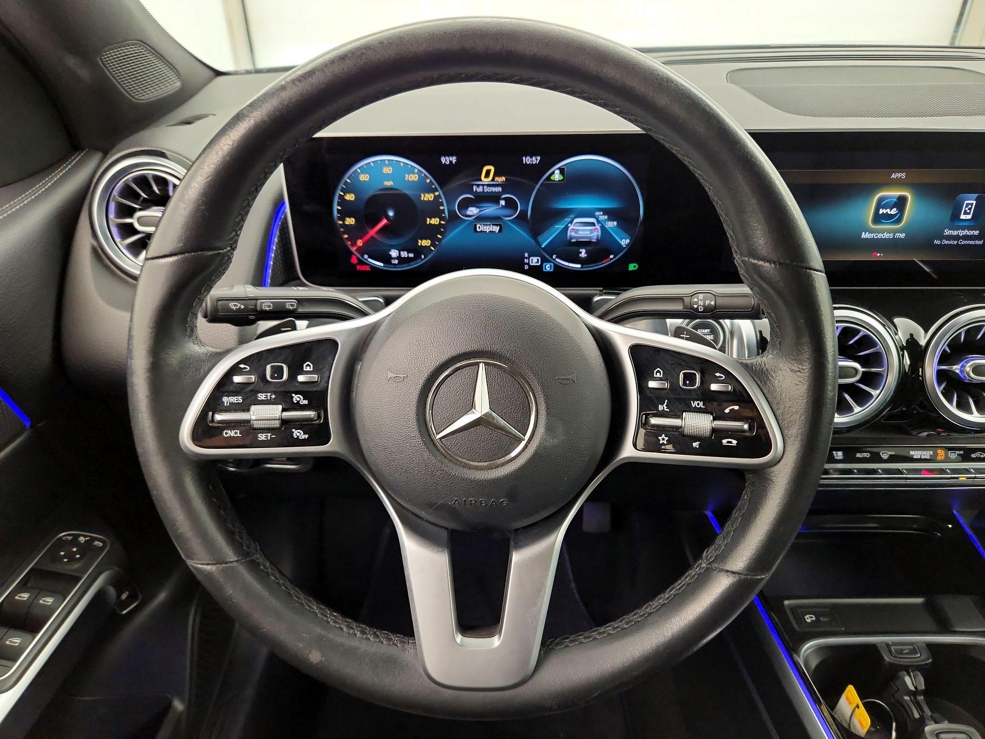 Thumbnail: 2020 Mercedes-Benz GLB - 10