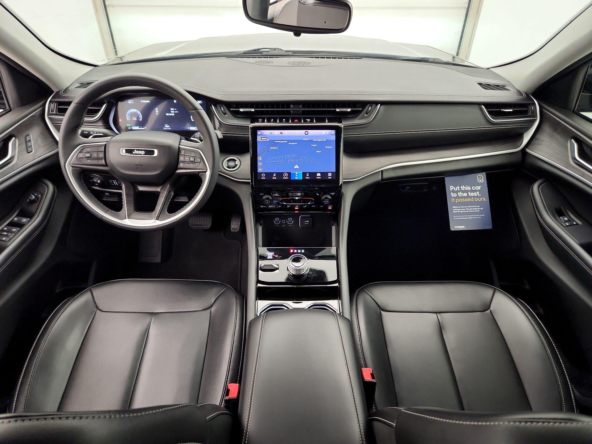 Thumbnail: 2023 Jeep Grand Cherokee - 9