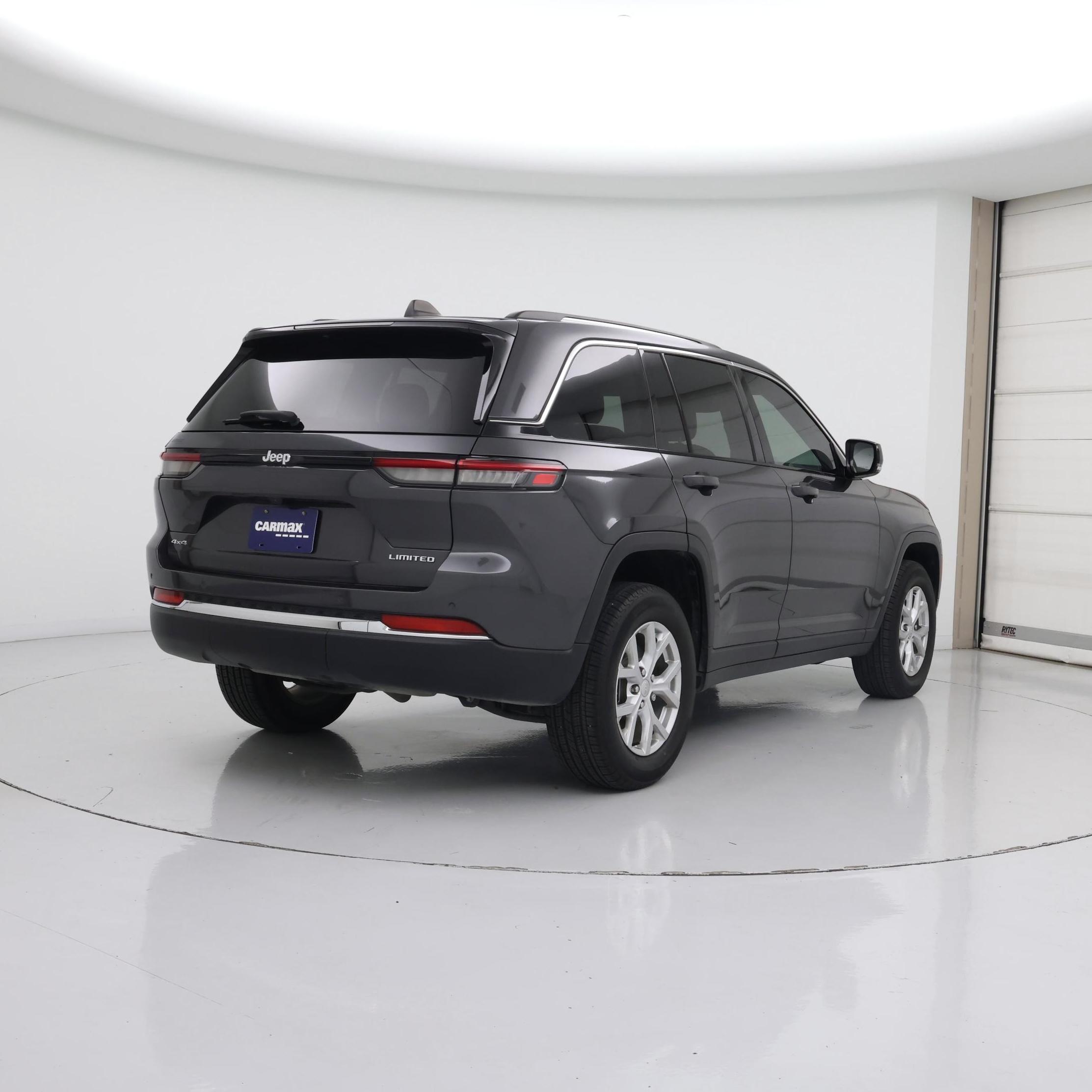 Thumbnail: 2023 Jeep Grand Cherokee - 8