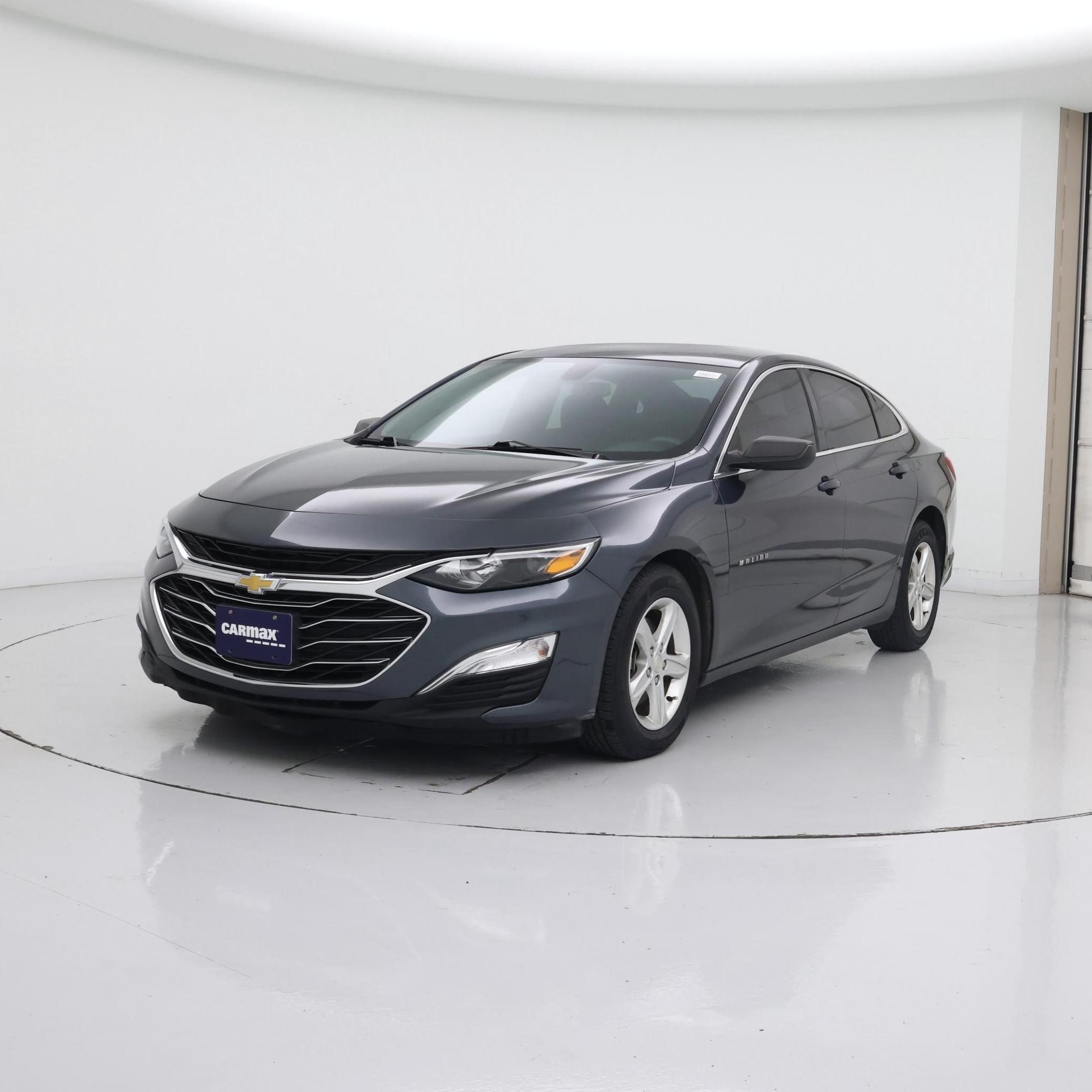 Thumbnail: 2021 Chevrolet Malibu - 4