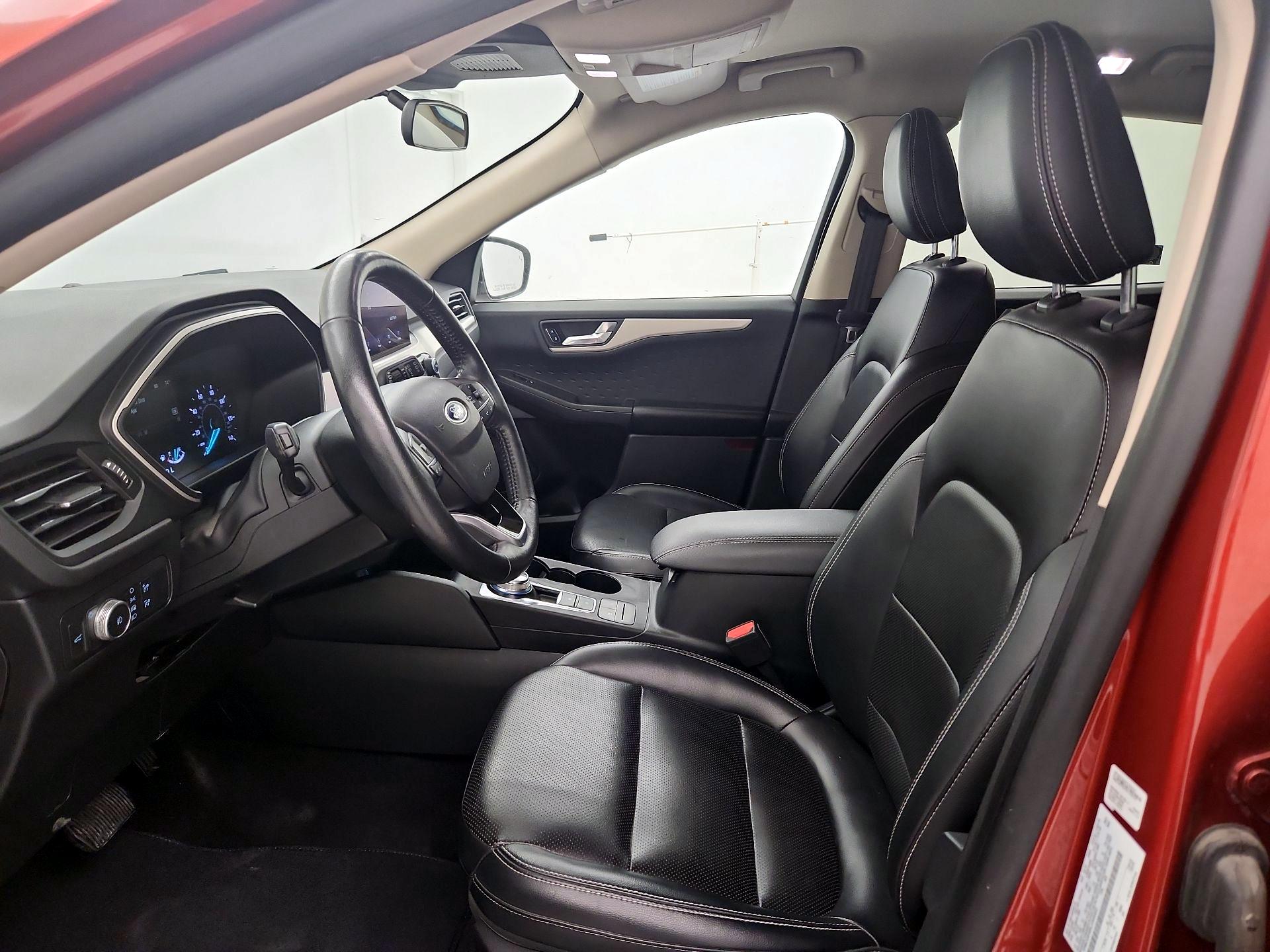 Thumbnail: 2020 Ford Escape - 11