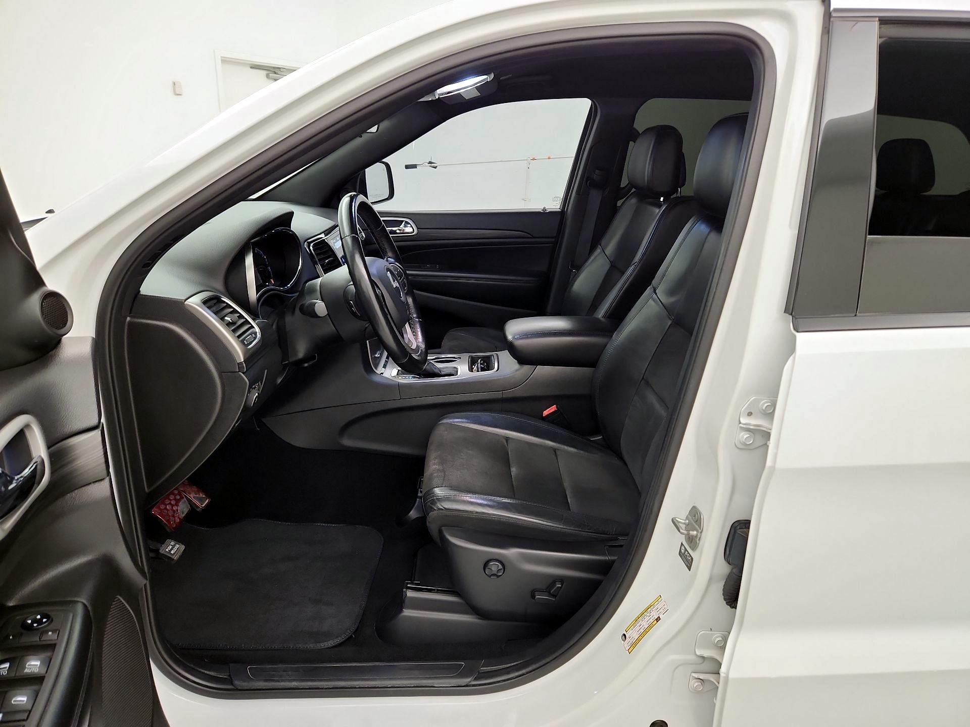 Thumbnail: 2021 Jeep Grand Cherokee - 11