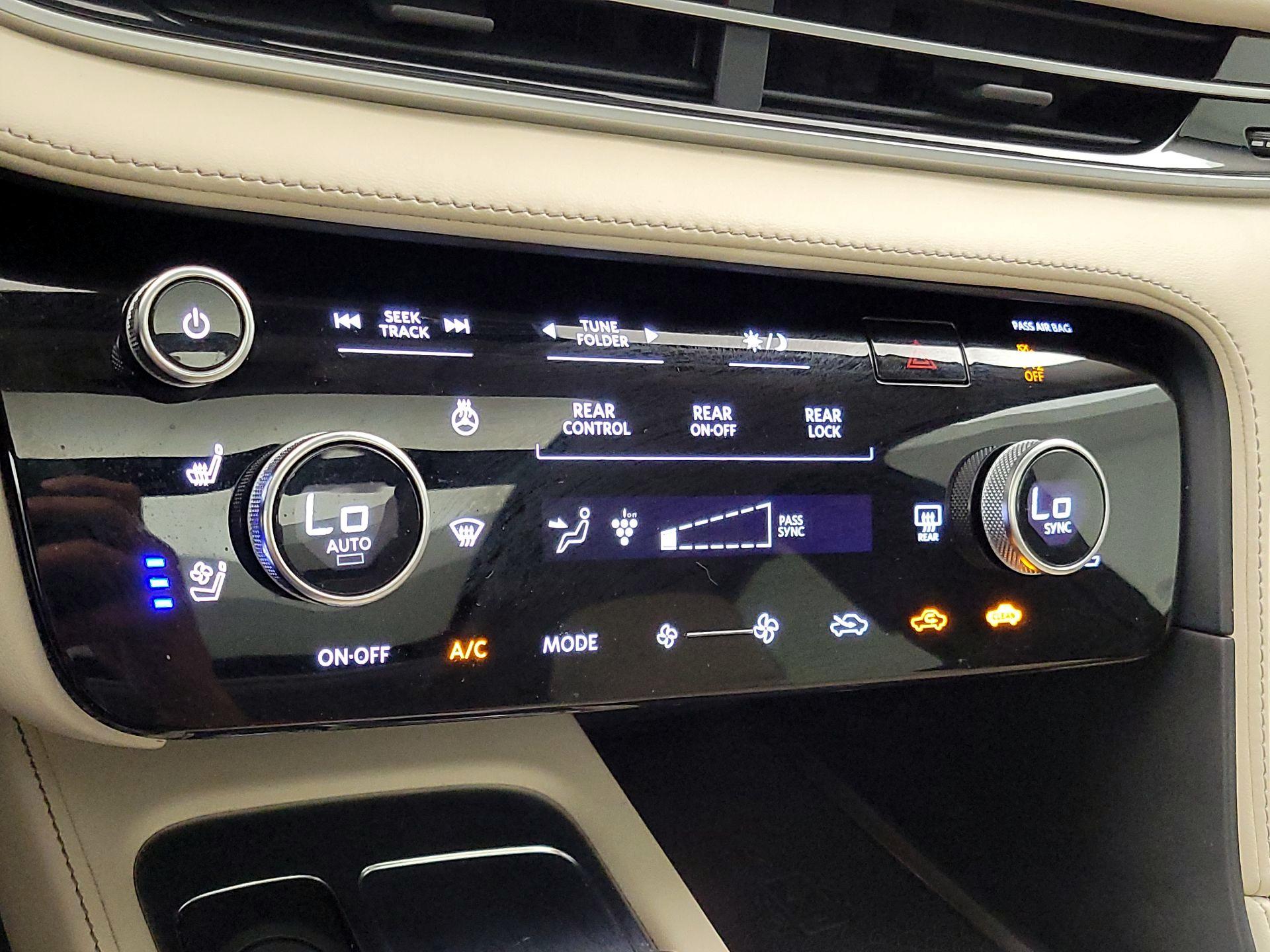 Thumbnail: 2022 INFINITI QX60 - 16