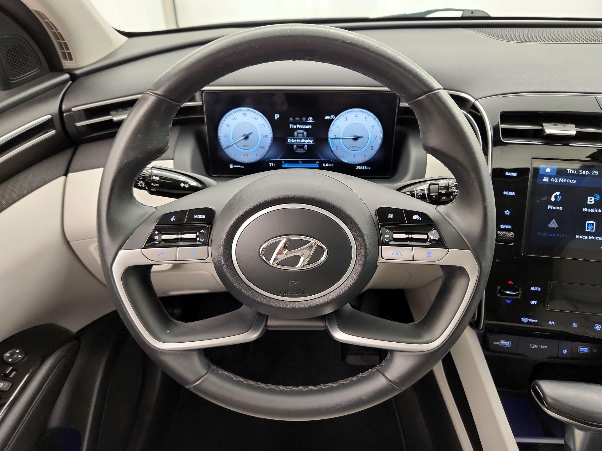 Thumbnail: 2022 Hyundai Tucson - 10