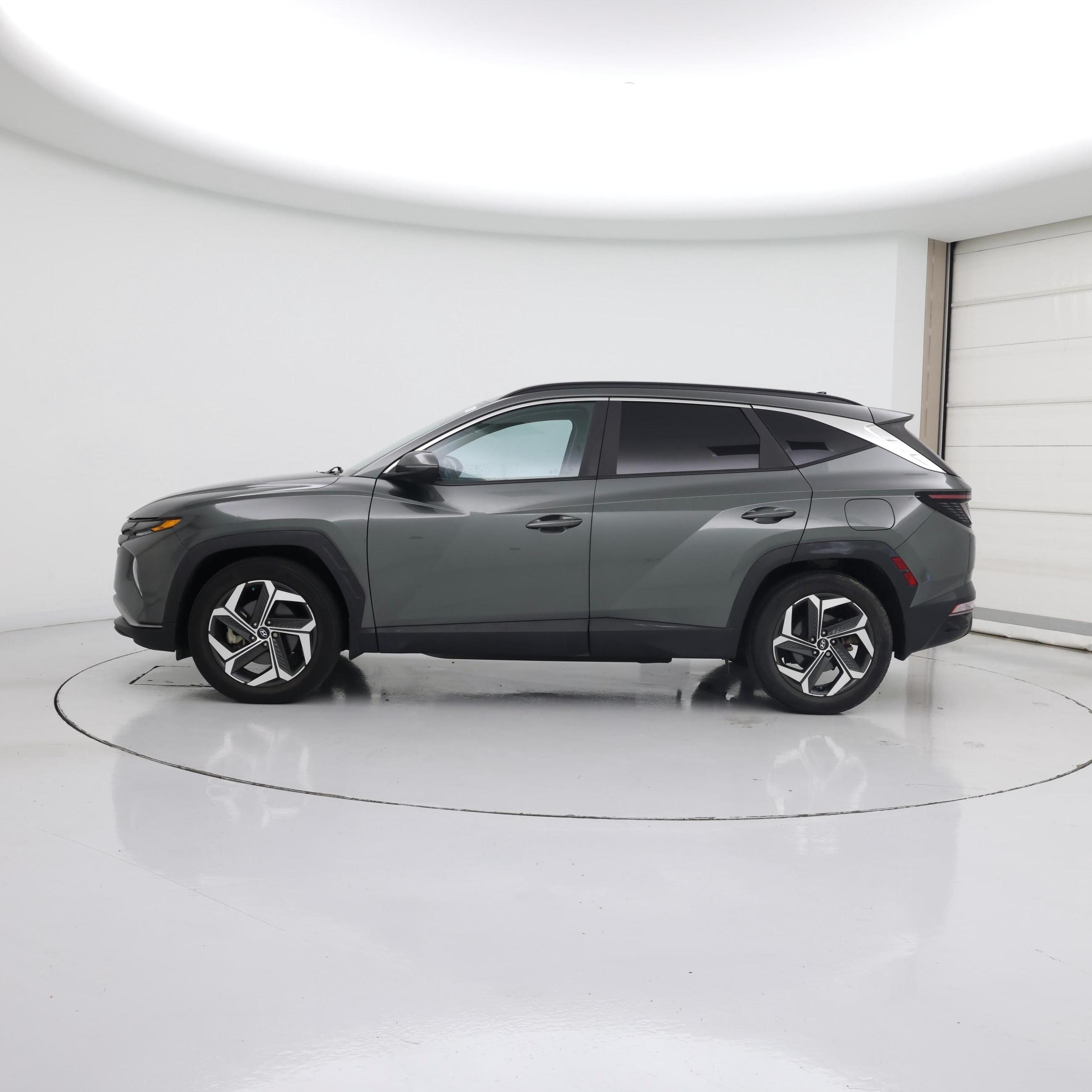 Thumbnail: 2022 Hyundai Tucson - 3