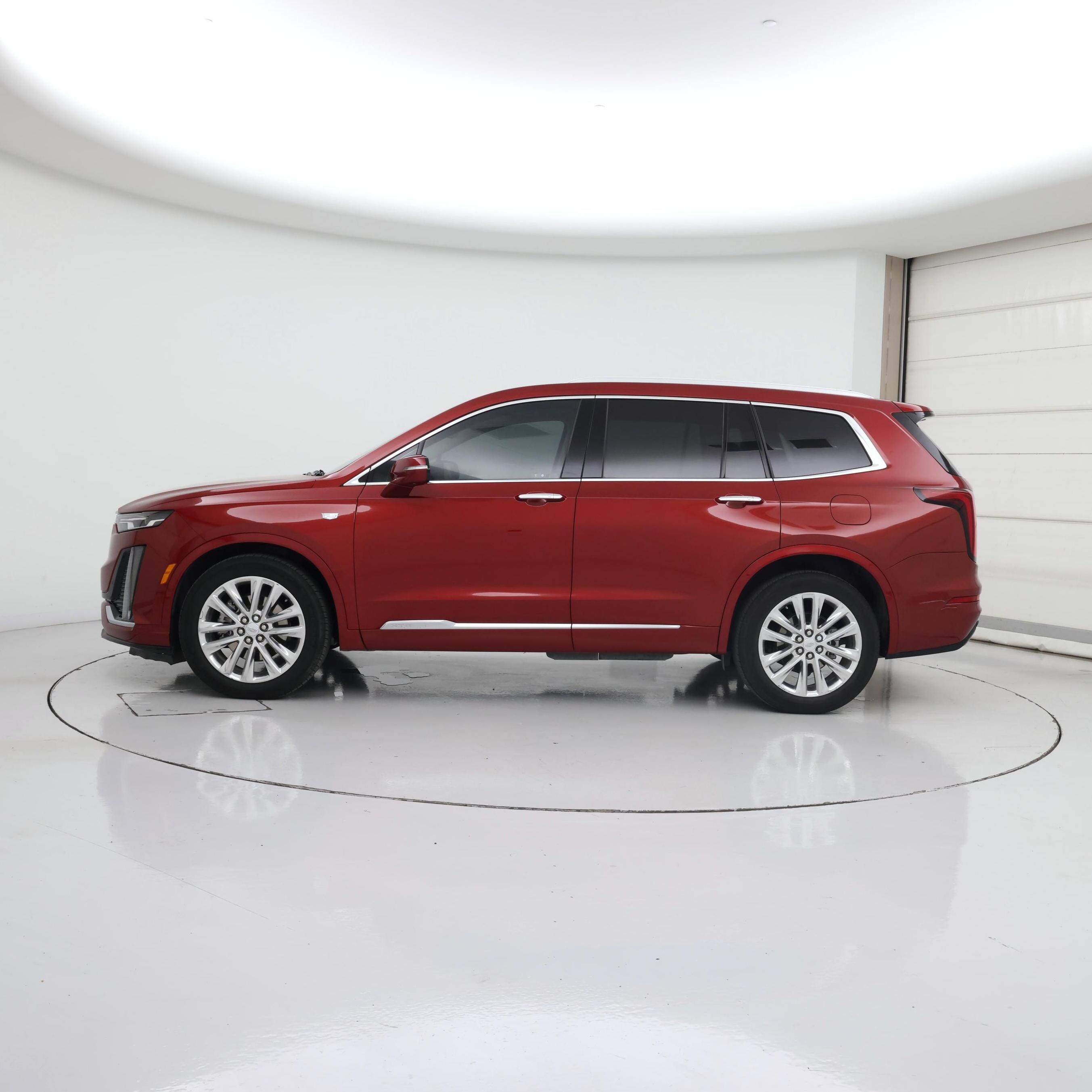 Thumbnail: 2021 Cadillac XT6 - 3