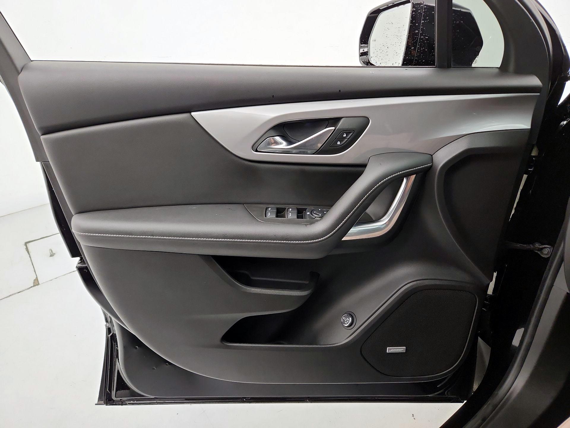 Thumbnail: 2023 Chevrolet Blazer - 12