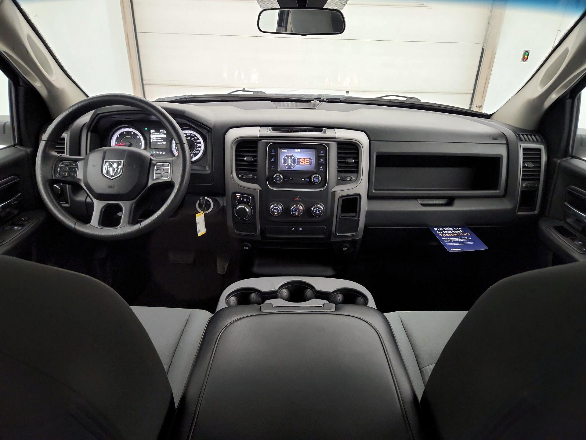 Thumbnail: 2021 RAM 1500 Classic - 9