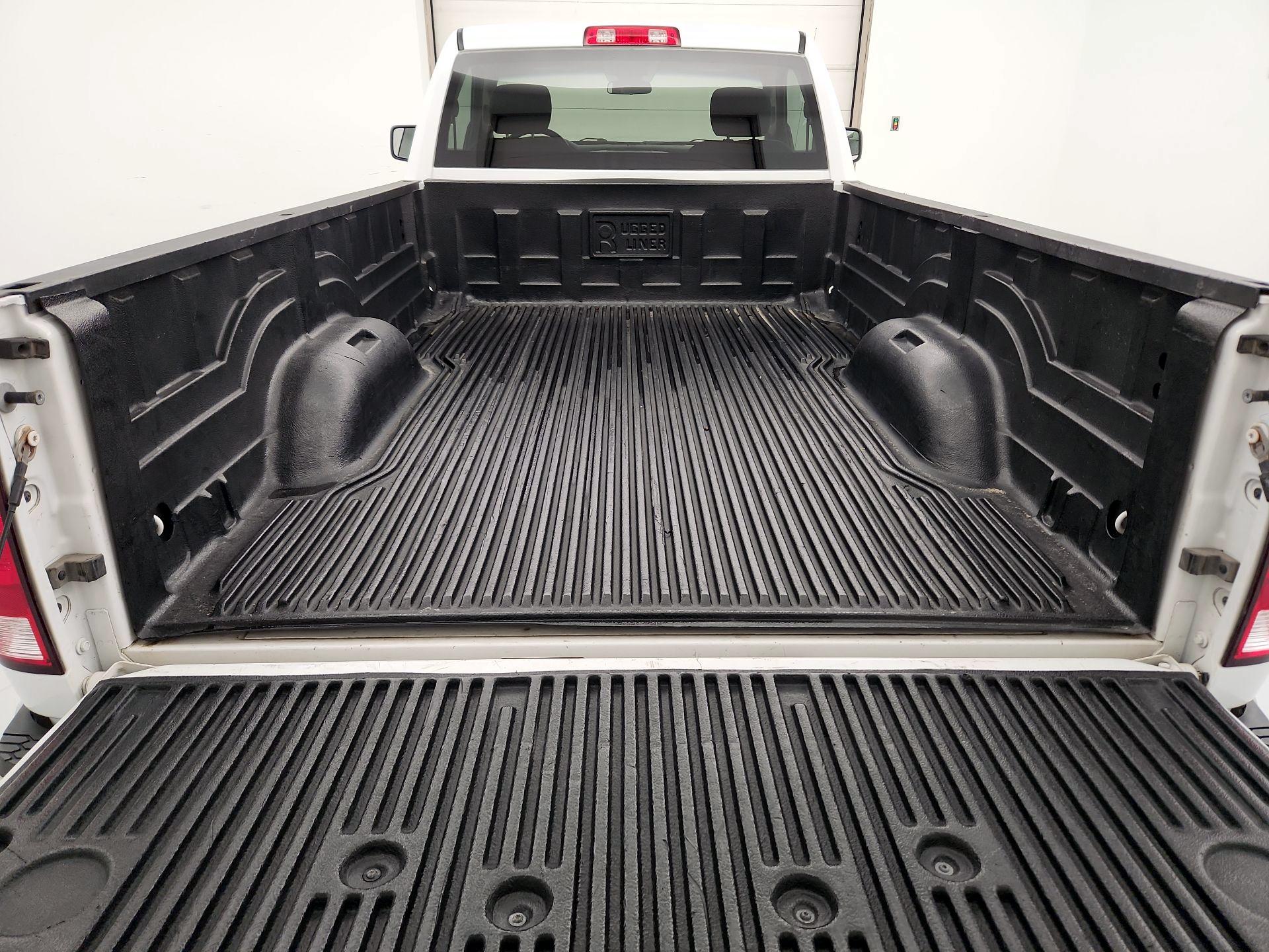 Thumbnail: 2021 RAM 1500 Classic - 19